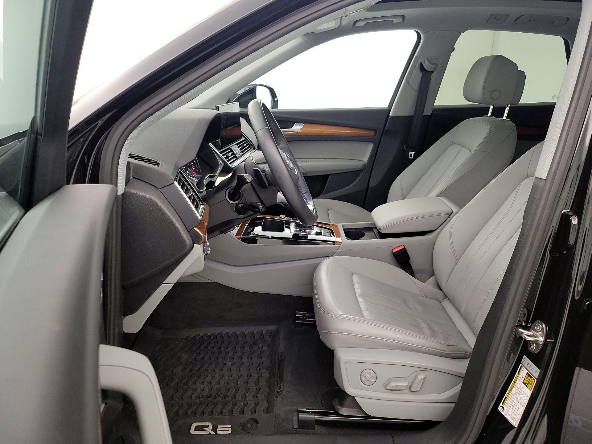 Thumbnail: 2023 Audi Q5 - 11