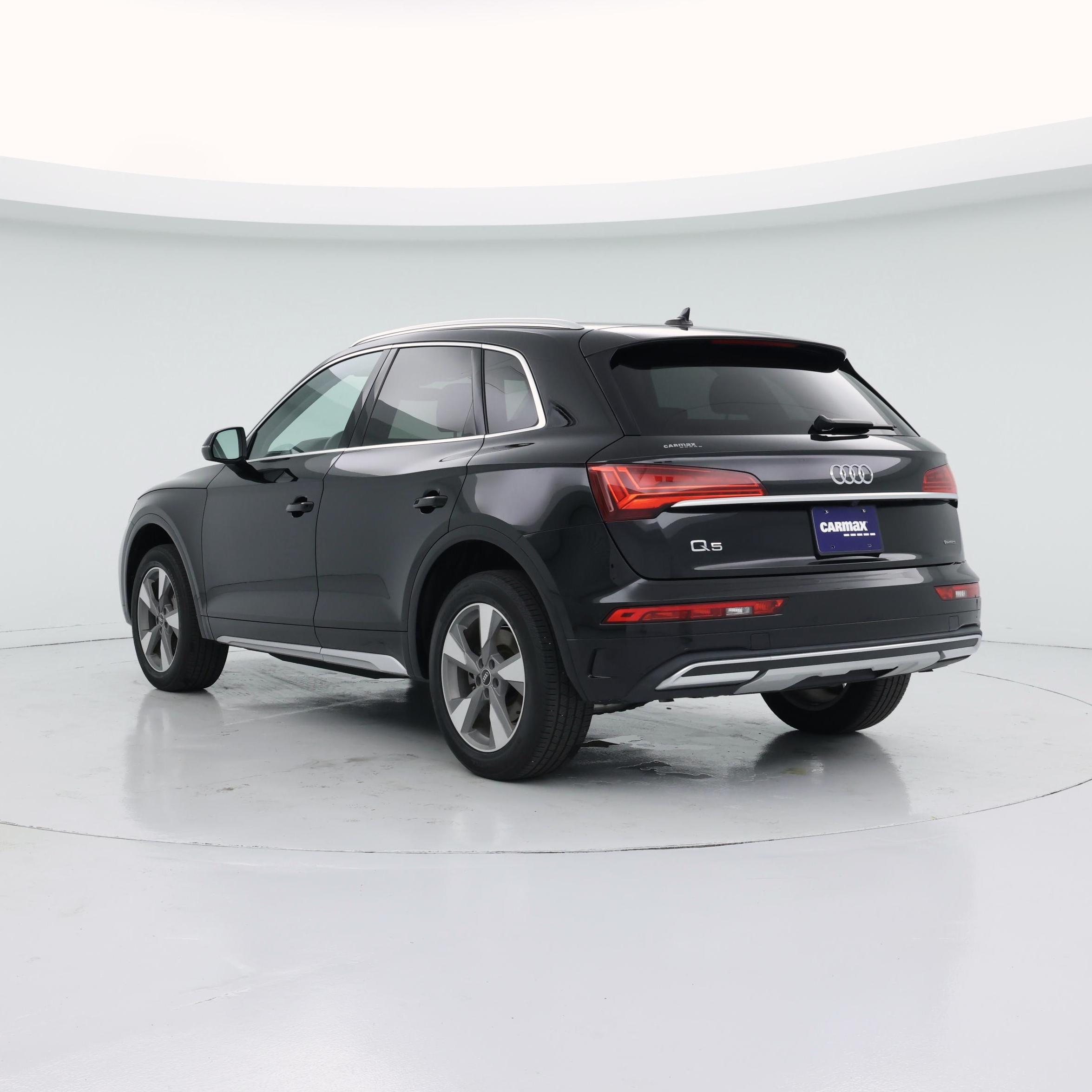 Thumbnail: 2023 Audi Q5 - 2