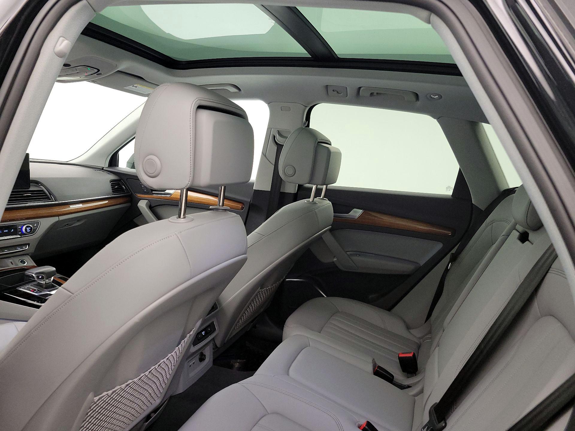 Thumbnail: 2023 Audi Q5 - 19