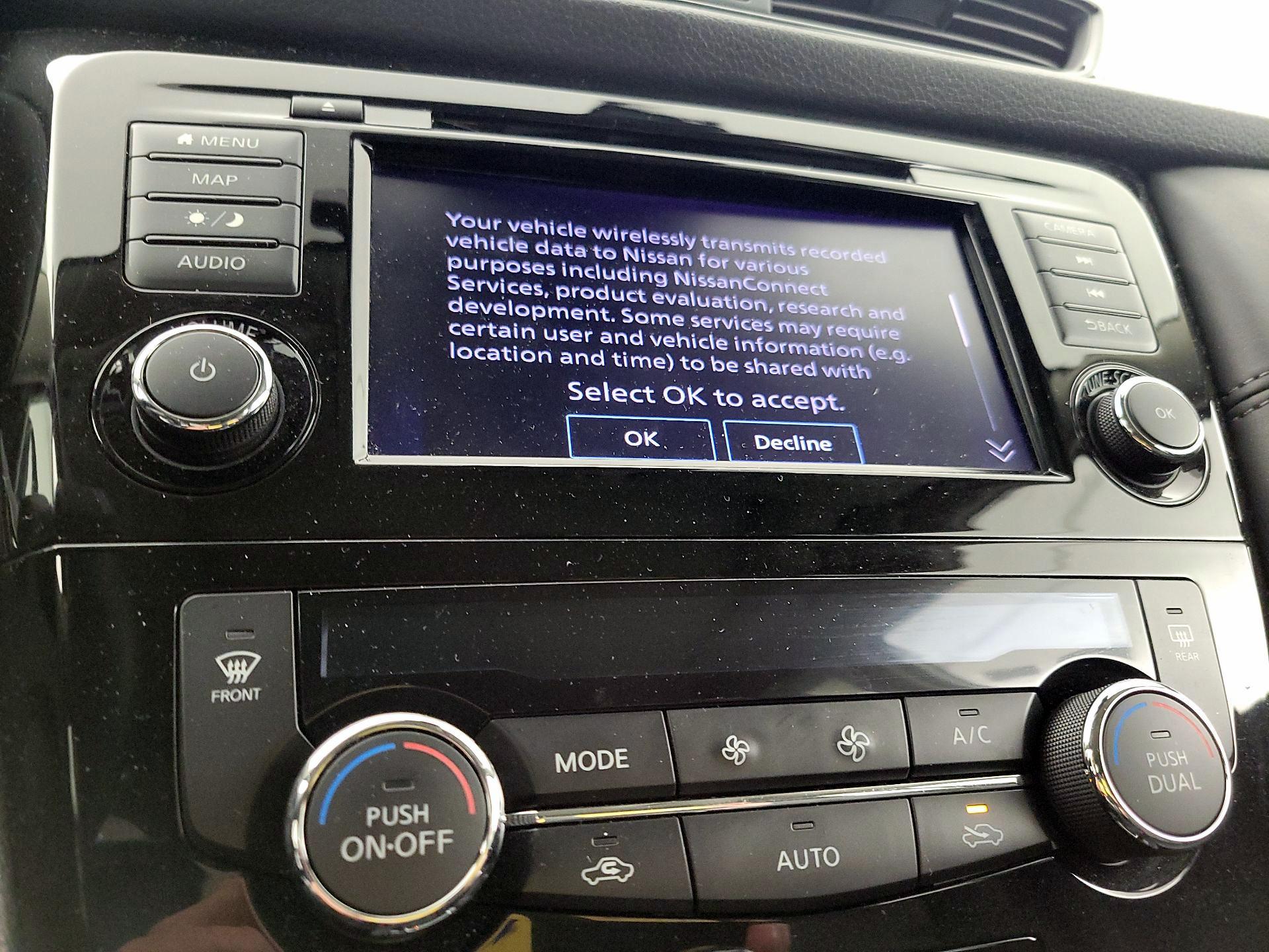 Thumbnail: 2019 Nissan Rogue - 16