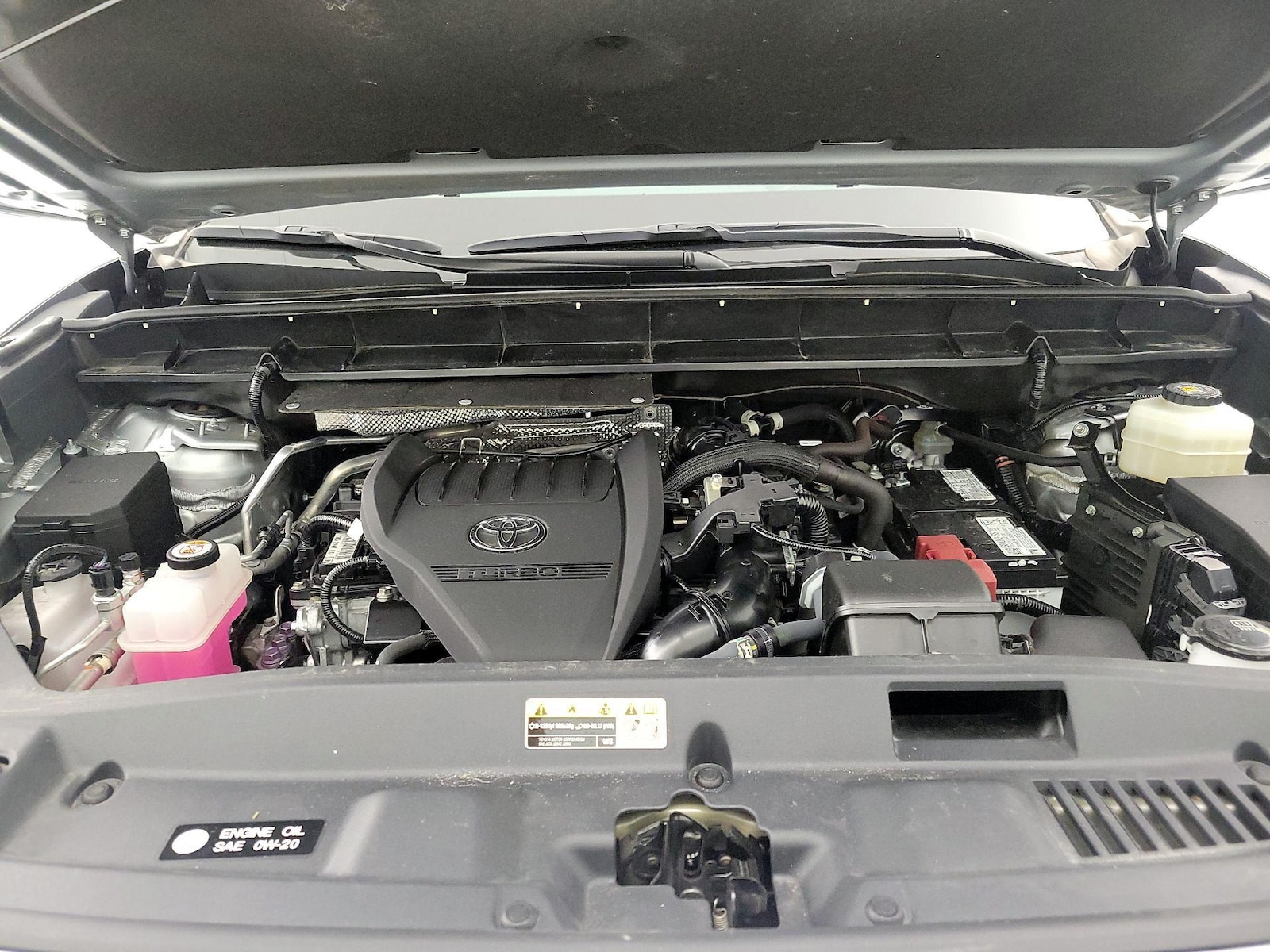 2023 Toyota Highlander L - Photo 24