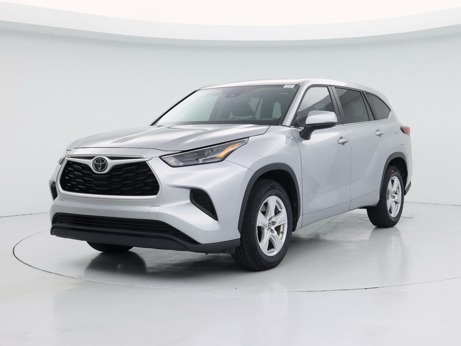 2023 Toyota Highlander L - Photo 5