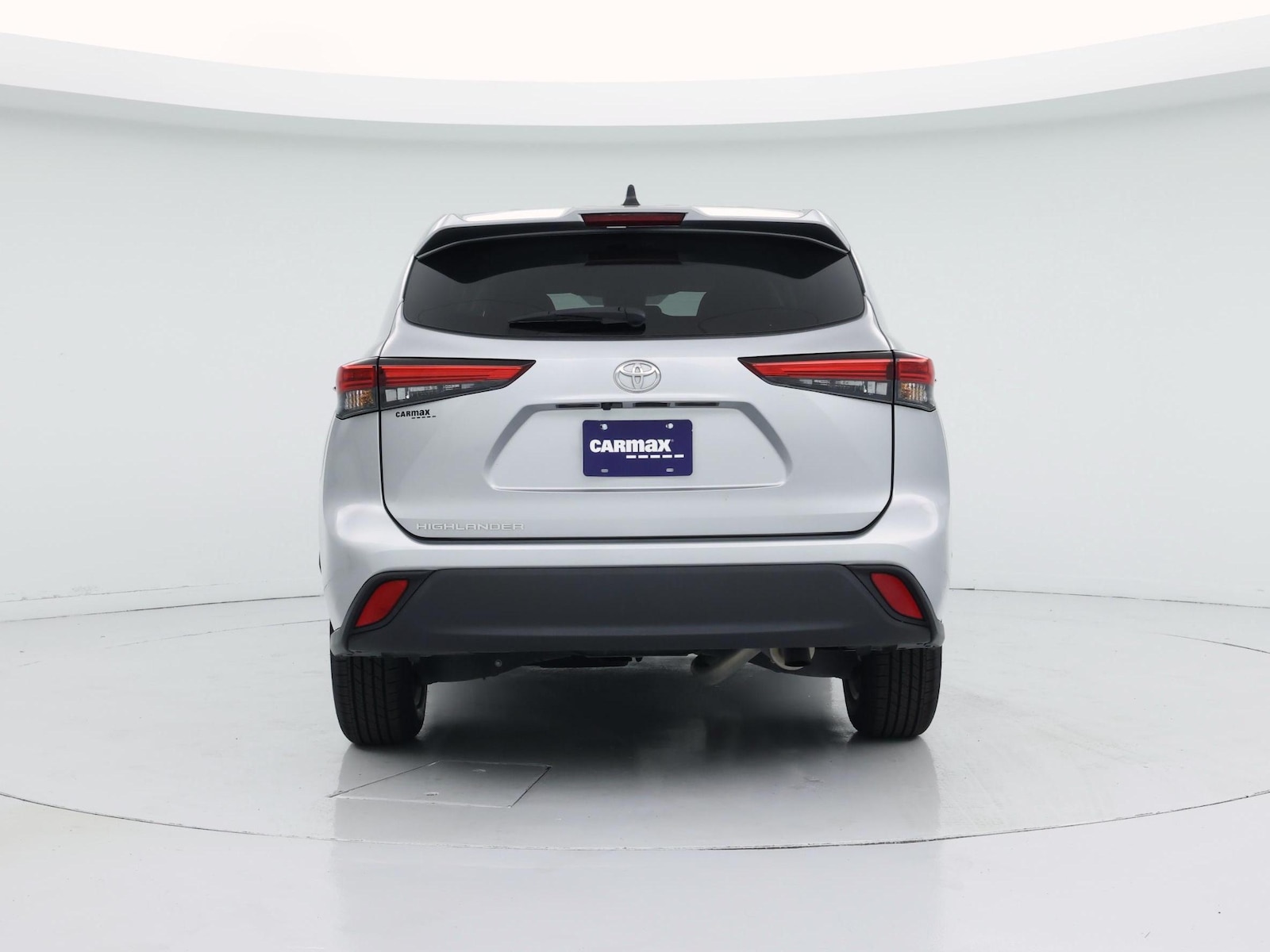 2023 Toyota Highlander L - Photo 7