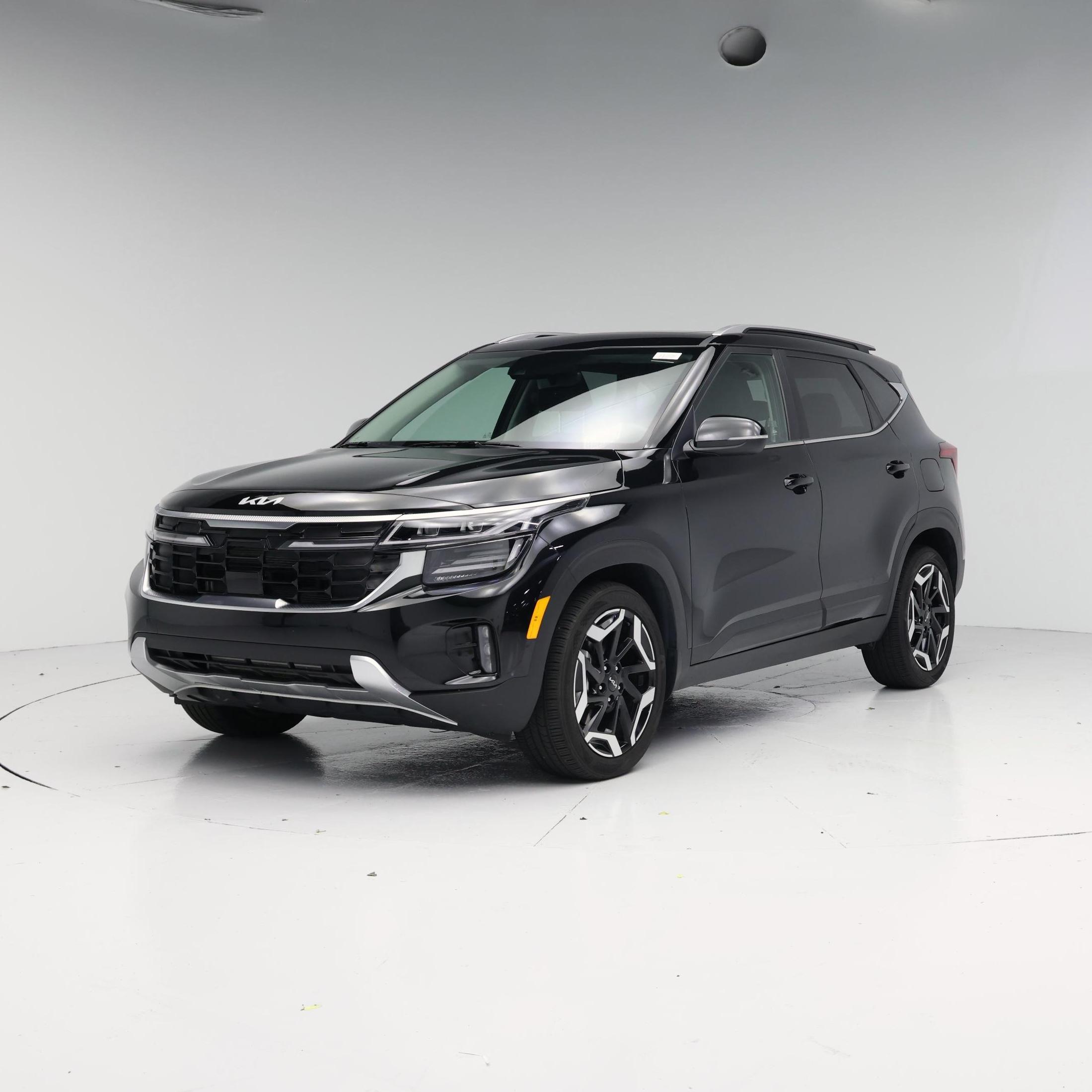 Thumbnail: 2024 Kia Seltos - 4