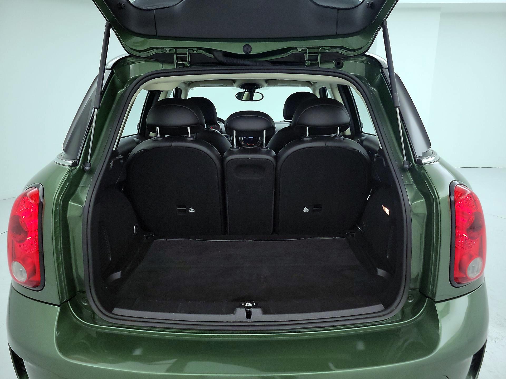 Thumbnail: 2016 MINI Cooper Countryman - 19