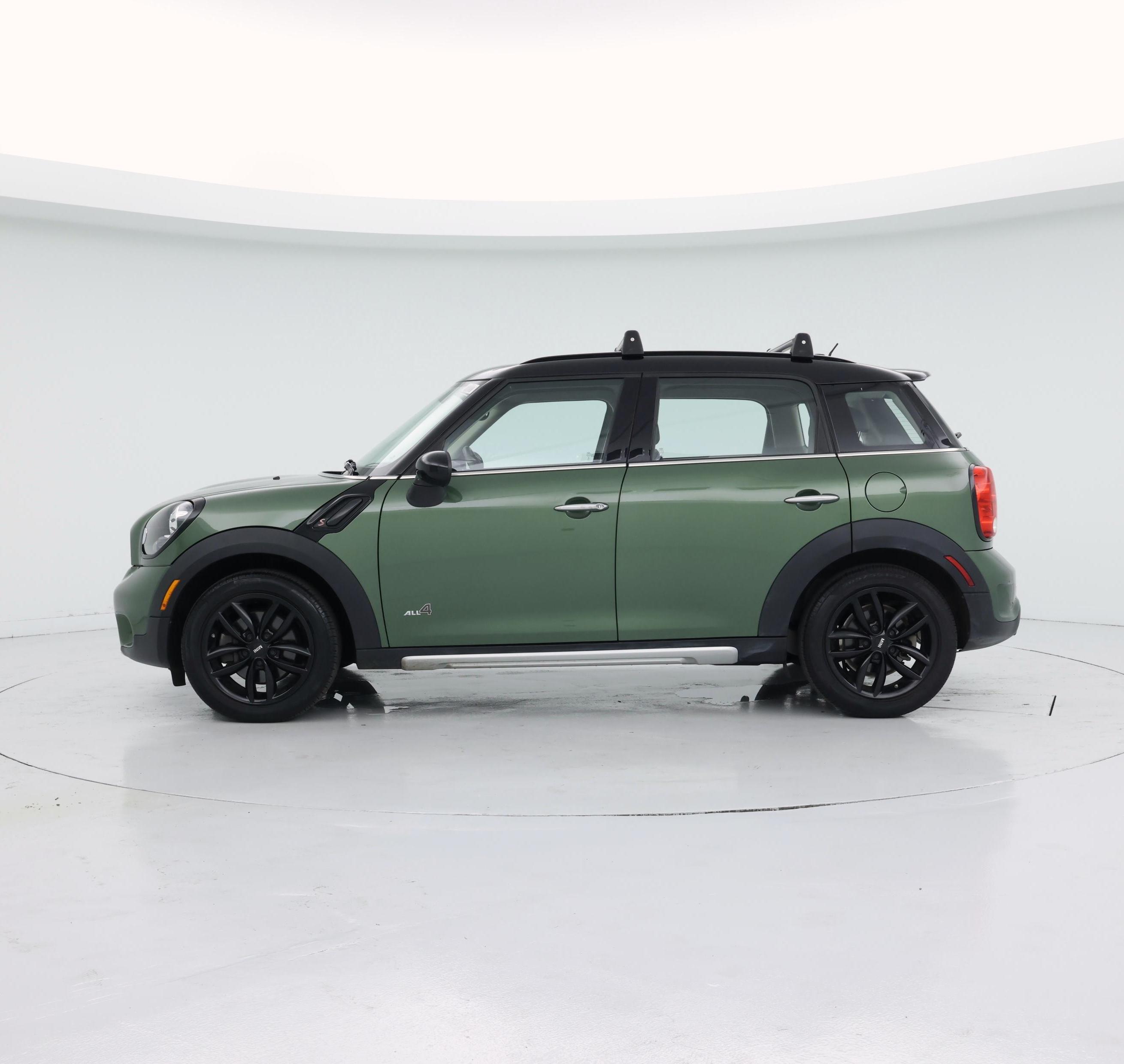 Thumbnail: 2016 MINI Cooper Countryman - 3