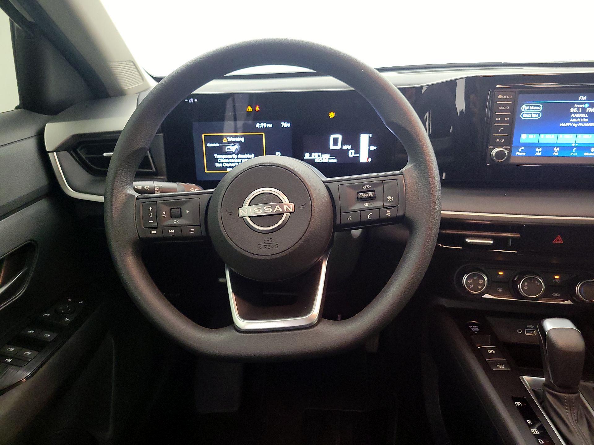 Thumbnail: 2025 Nissan Kicks - 10