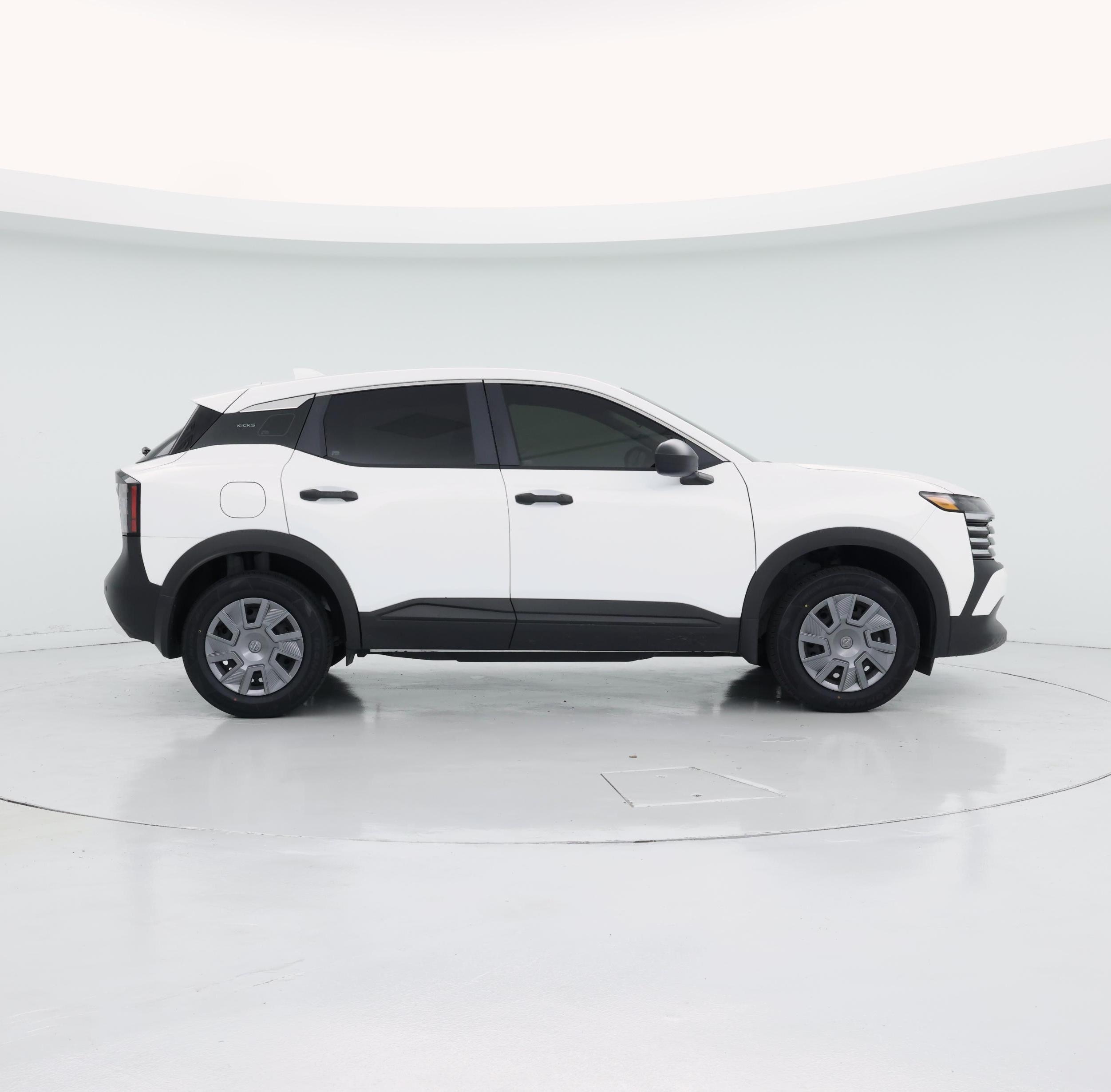 Thumbnail: 2025 Nissan Kicks - 7
