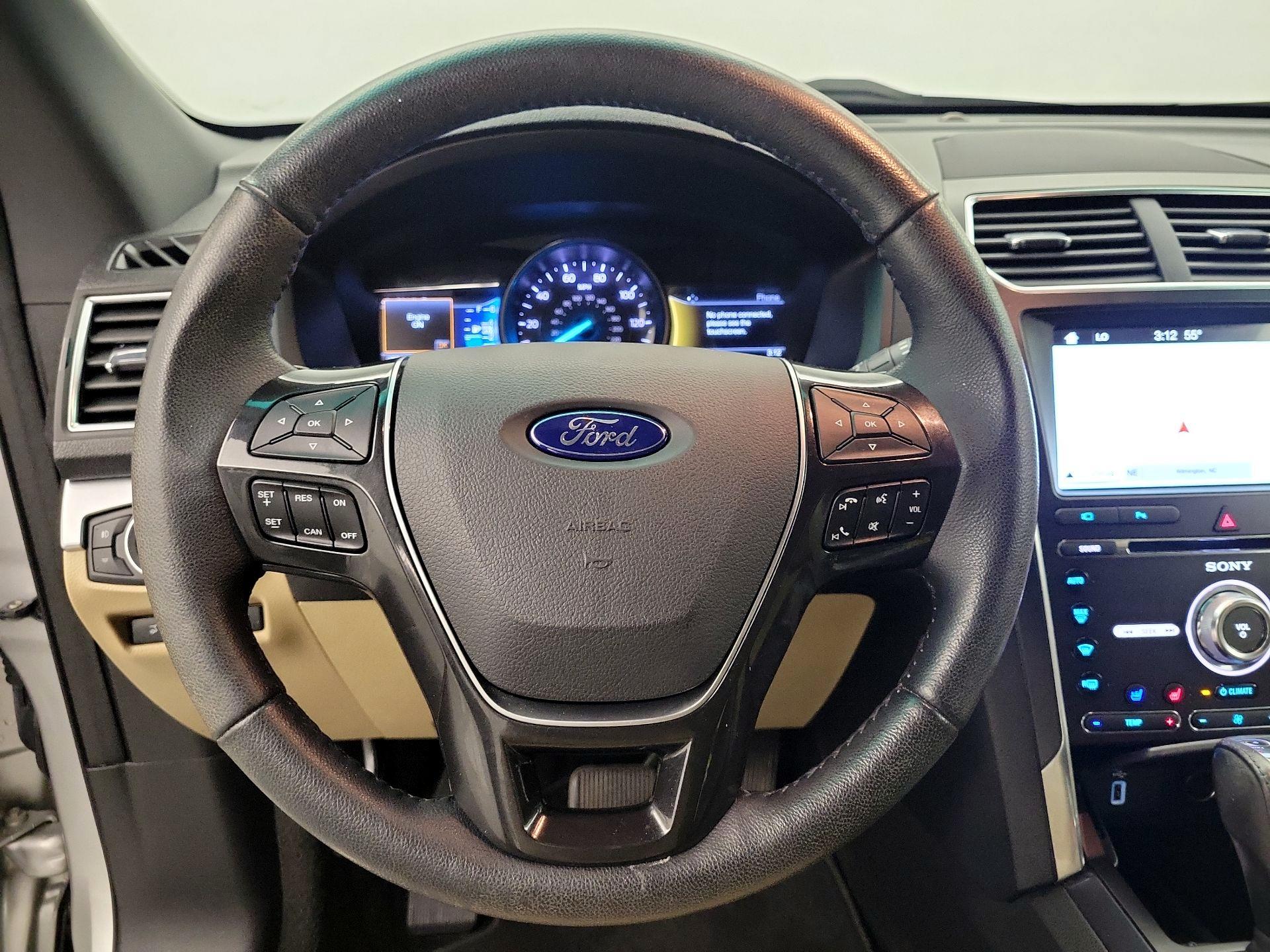 Thumbnail: 2017 Ford Explorer - 10