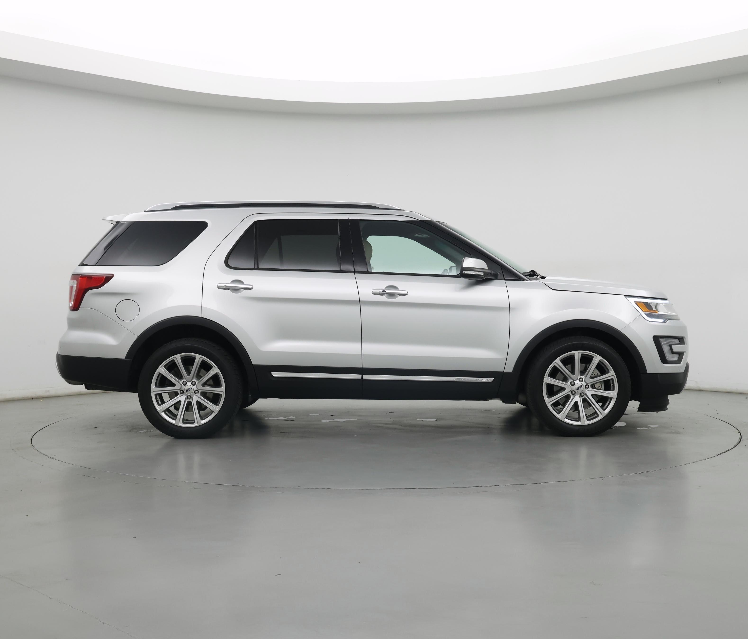 Thumbnail: 2017 Ford Explorer - 7