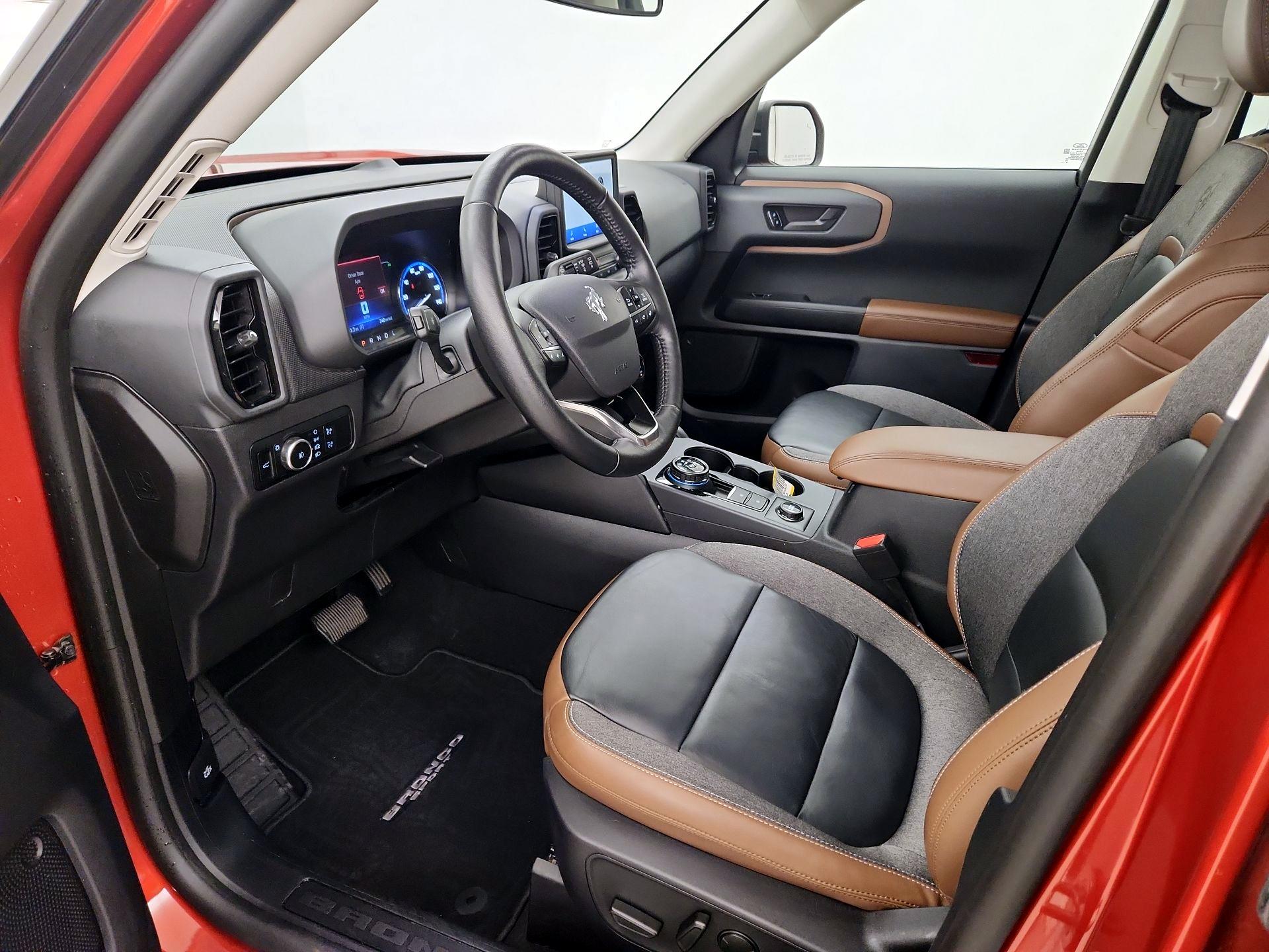 Thumbnail: 2023 Ford Bronco Sport - 11
