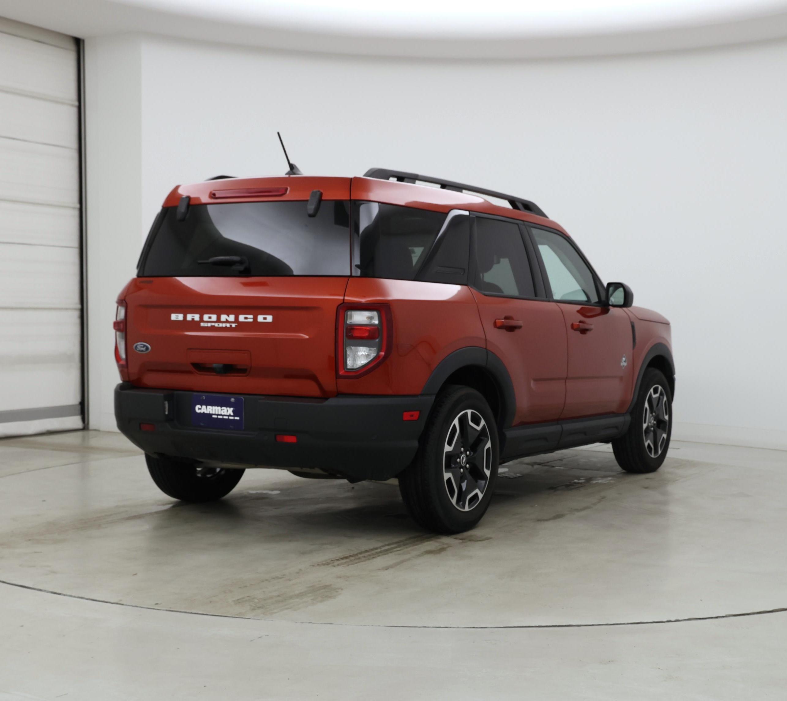 Thumbnail: 2023 Ford Bronco Sport - 8