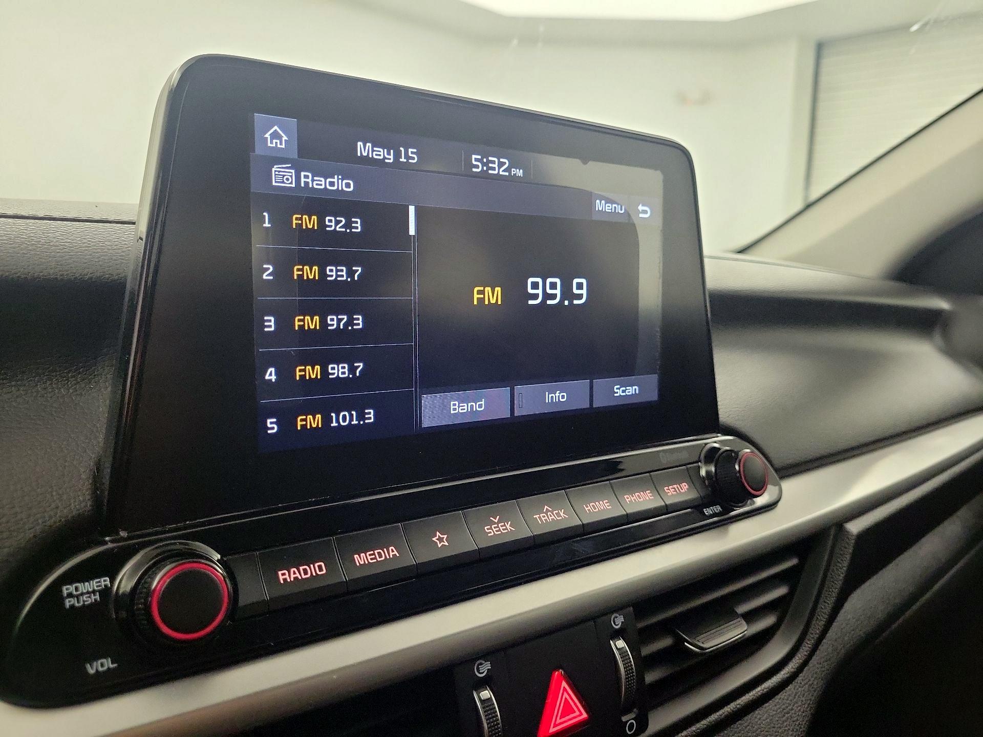 Thumbnail: 2020 Kia Forte - 13