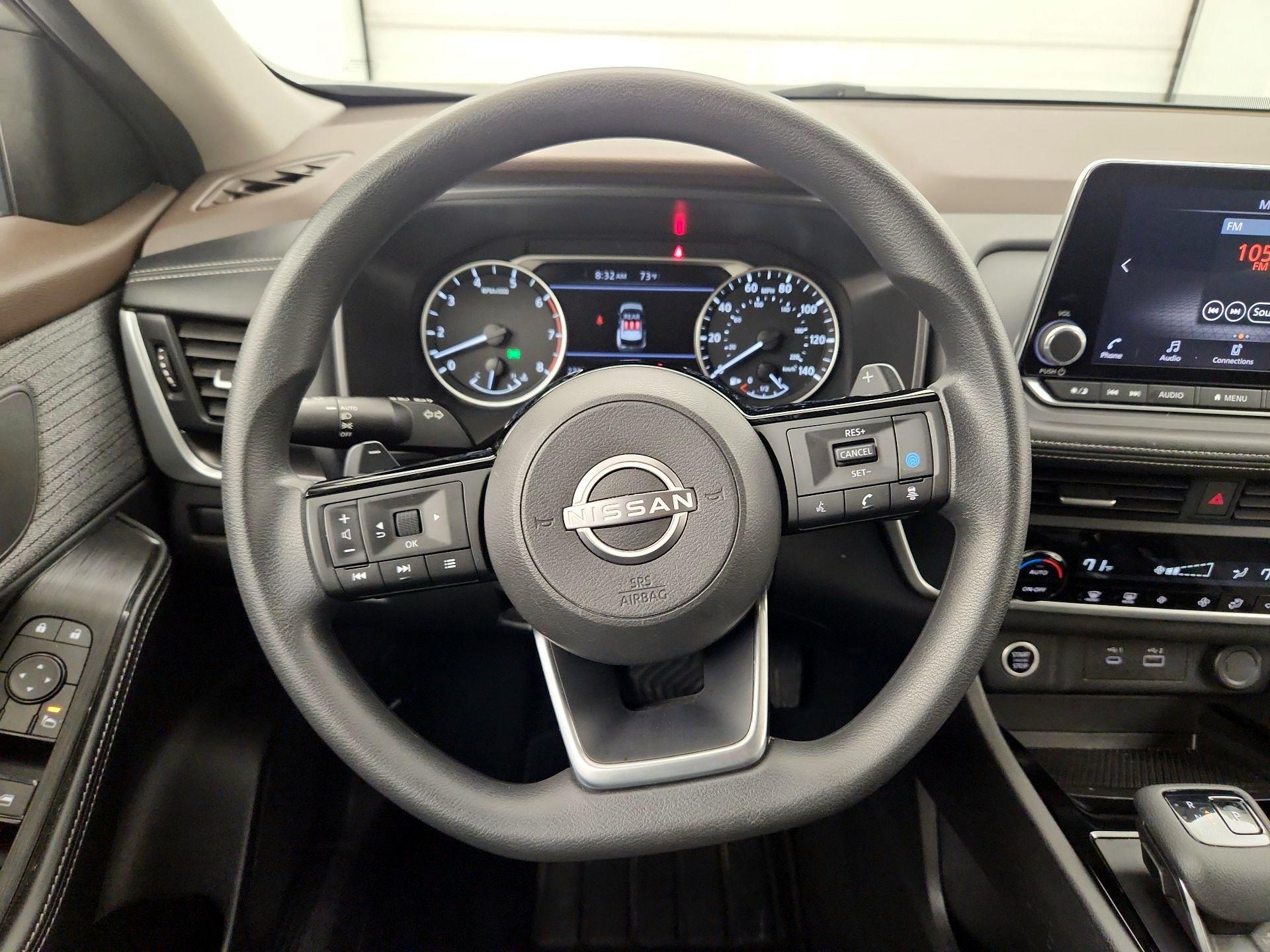 Thumbnail: 2023 Nissan Rogue - 10