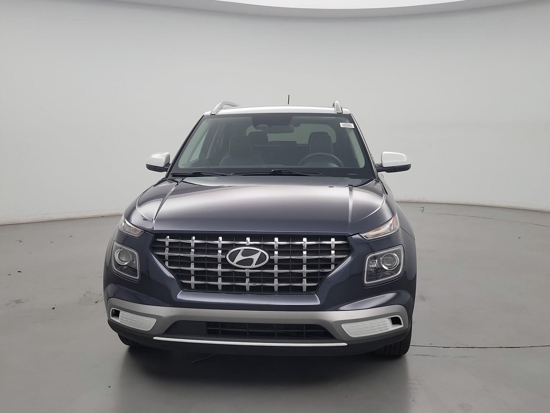 Thumbnail: 2023 Hyundai Venue - 2