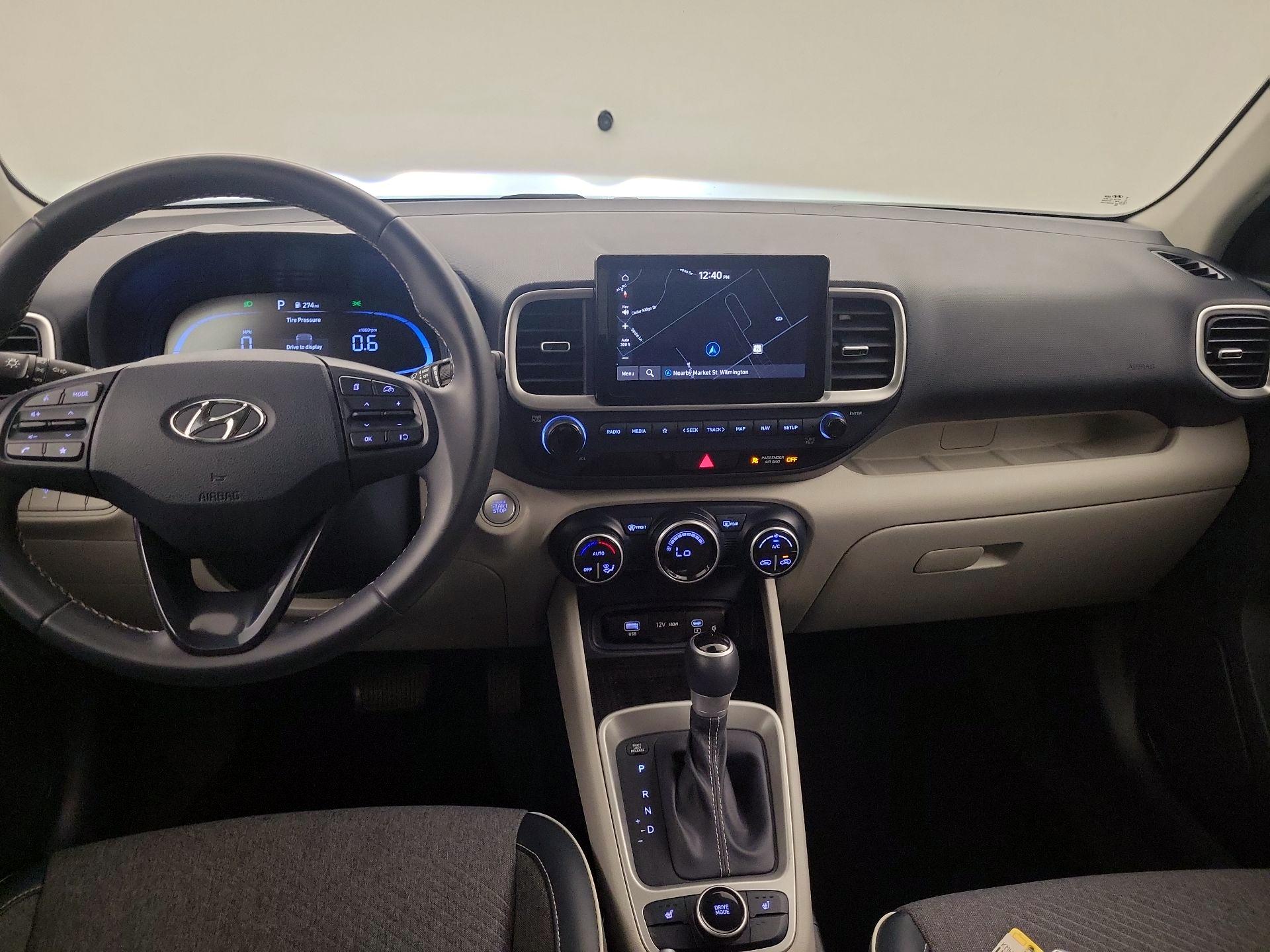 Thumbnail: 2023 Hyundai Venue - 8