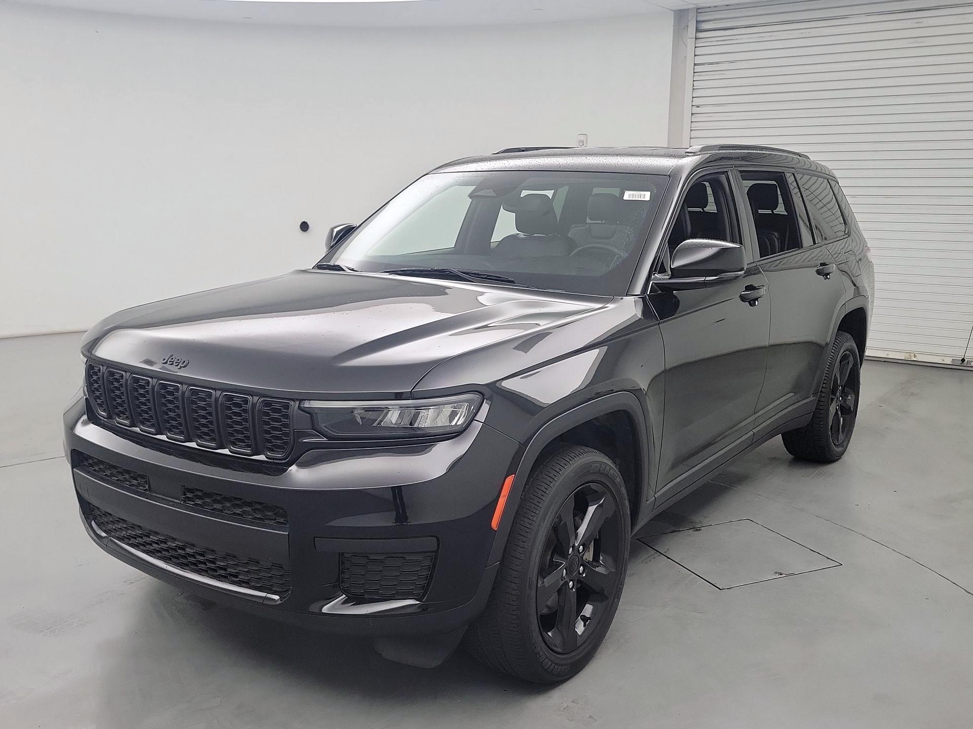 Thumbnail: 2023 Jeep Grand Cherokee L - 3