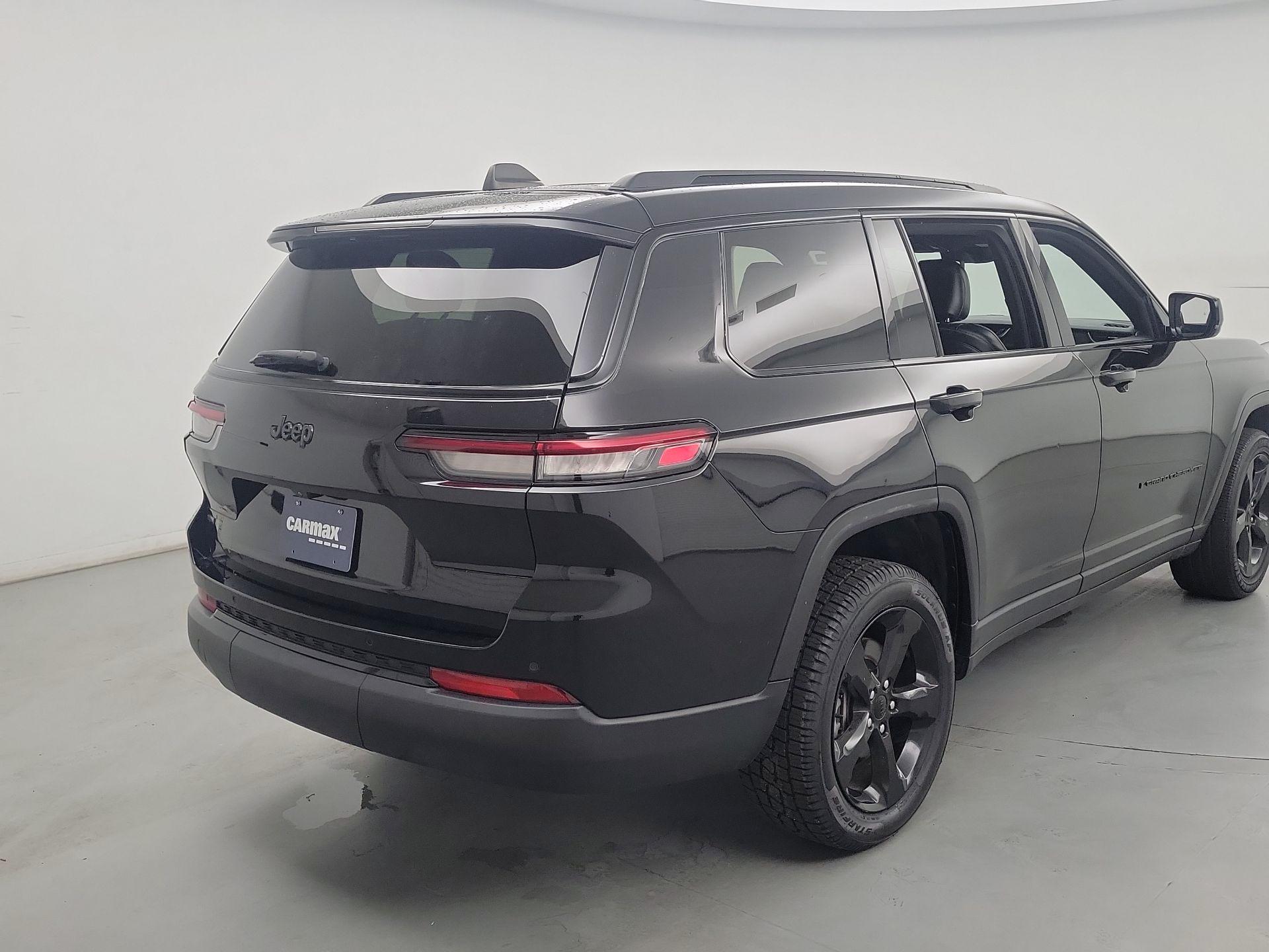 Thumbnail: 2023 Jeep Grand Cherokee L - 5