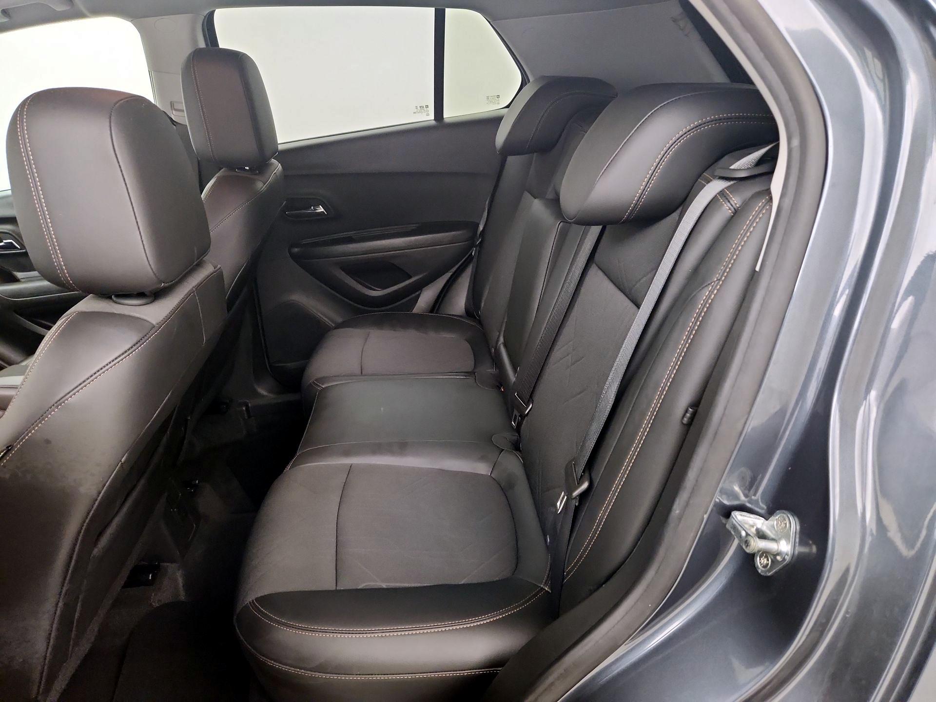 Thumbnail: 2022 Chevrolet Trax - 19