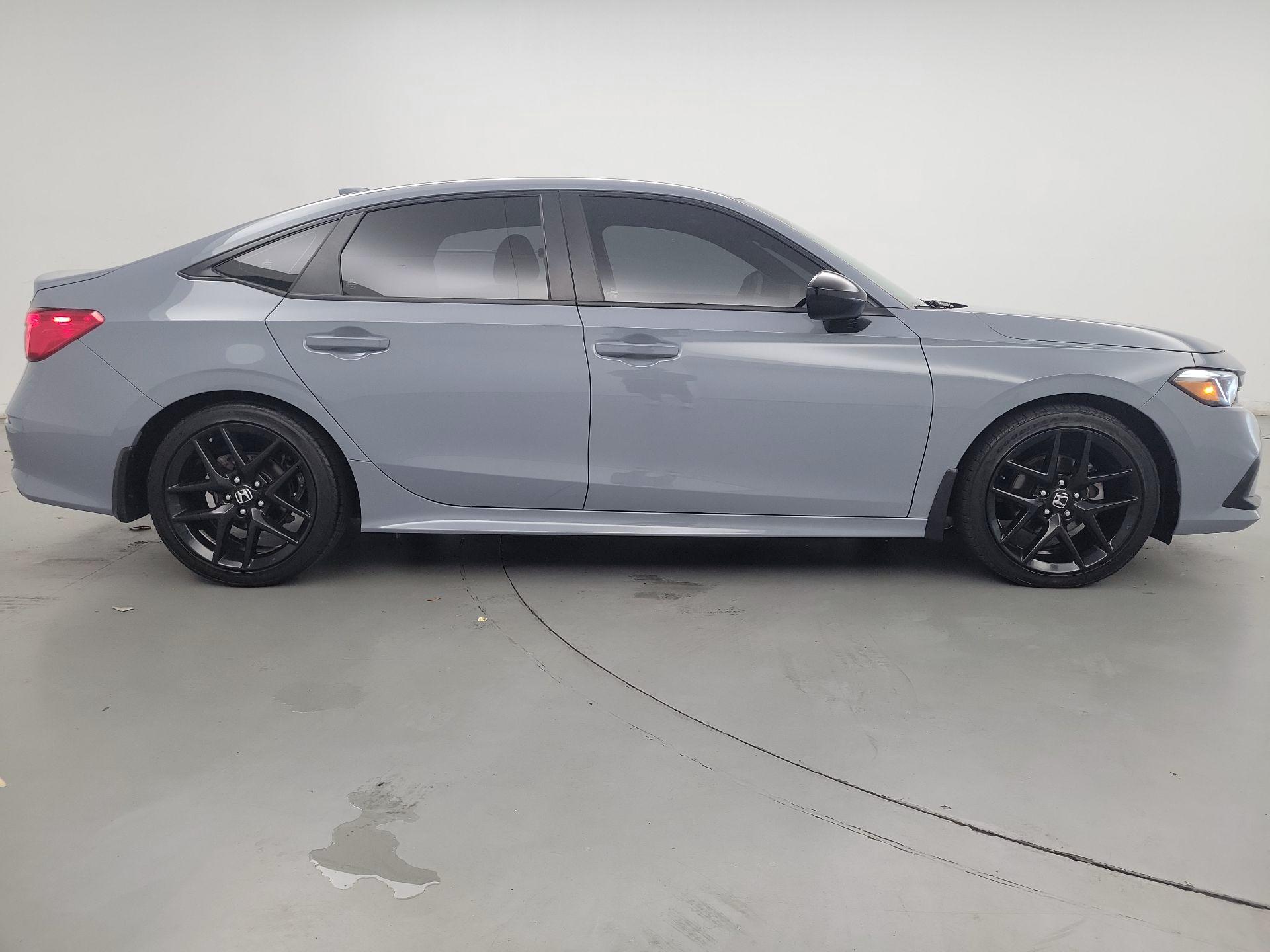 Thumbnail: 2024 Honda Civic - 4