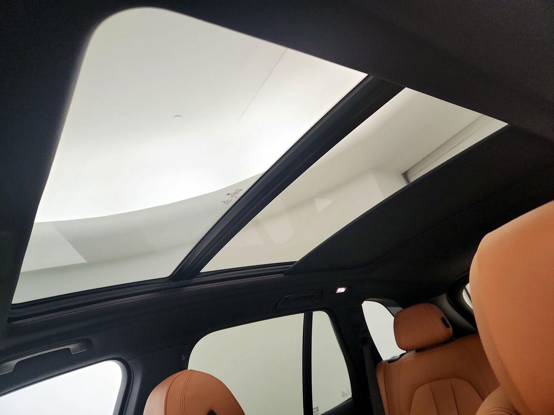 Thumbnail: 2022 BMW X5 - 20