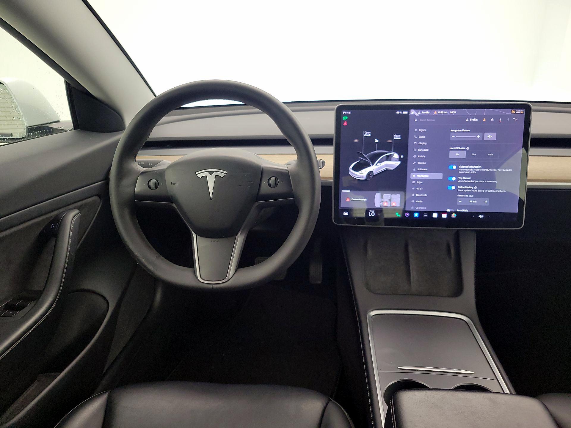 Thumbnail: 2021 Tesla Model 3 - 10