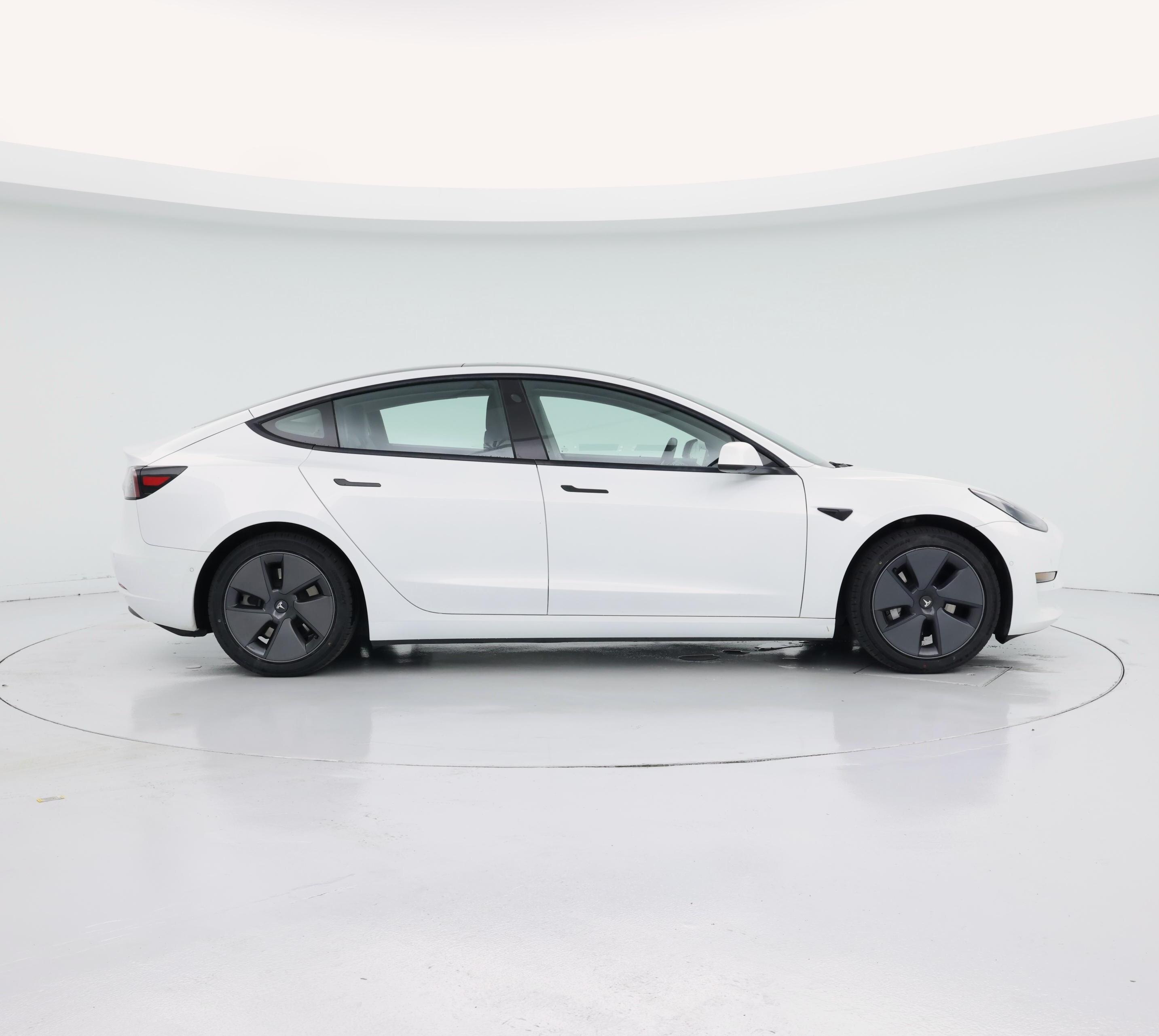 Thumbnail: 2021 Tesla Model 3 - 7