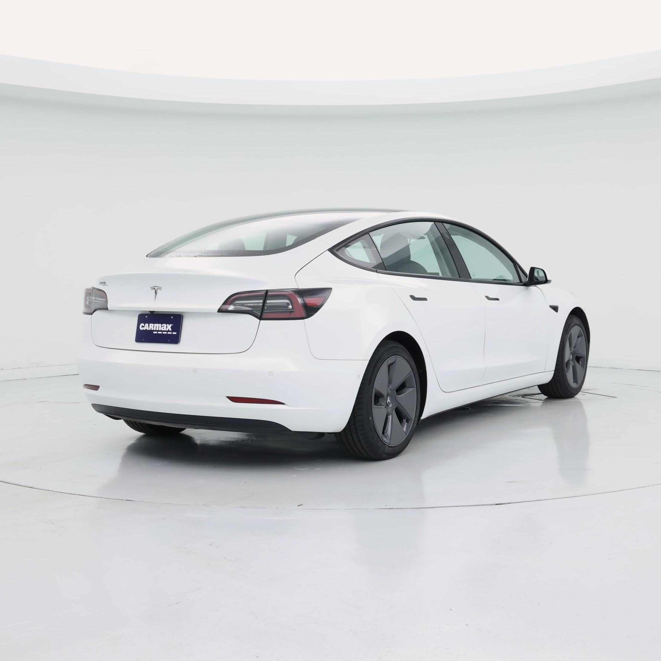 Thumbnail: 2021 Tesla Model 3 - 8