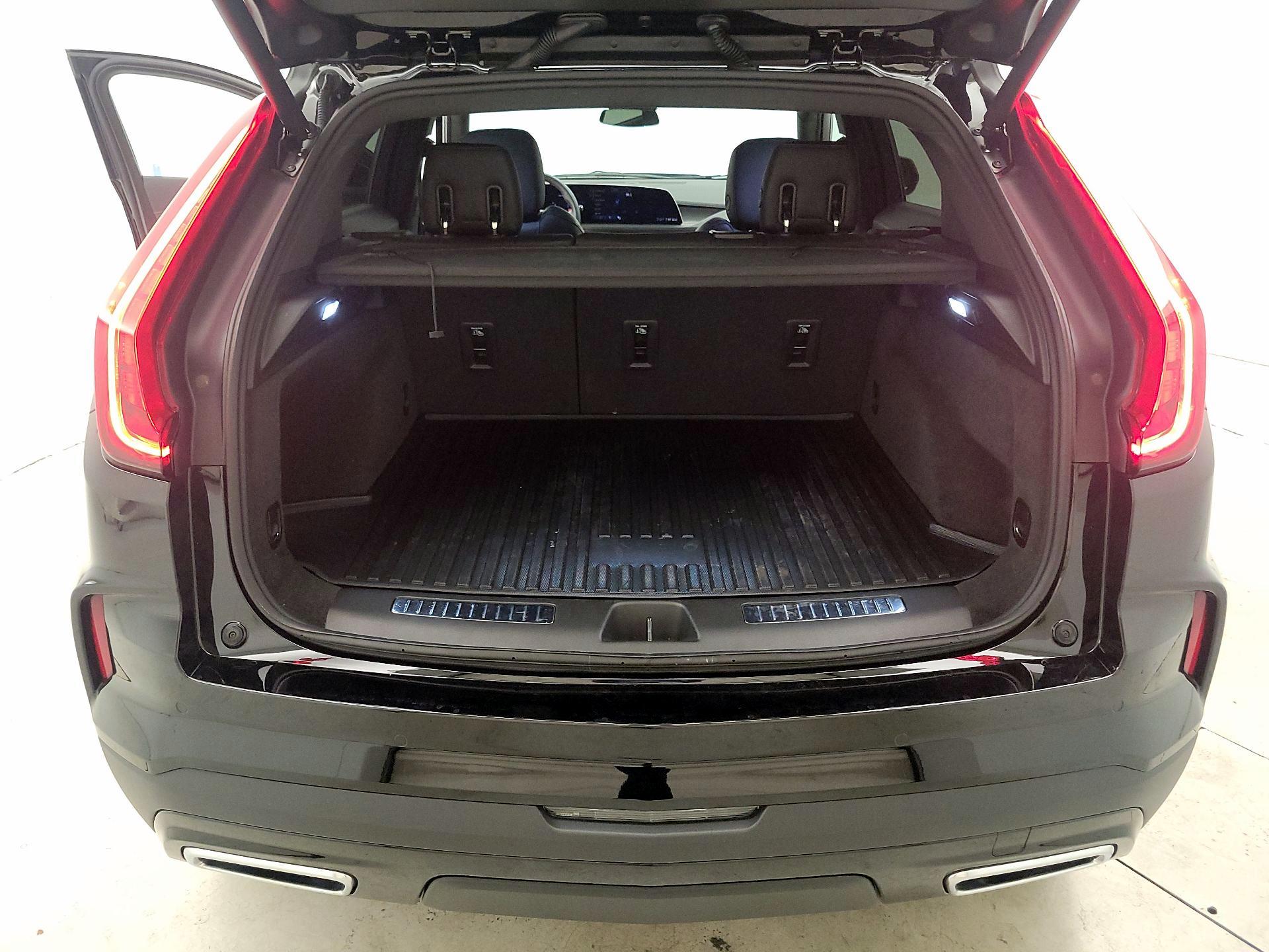 Thumbnail: 2025 Cadillac XT4 - 20