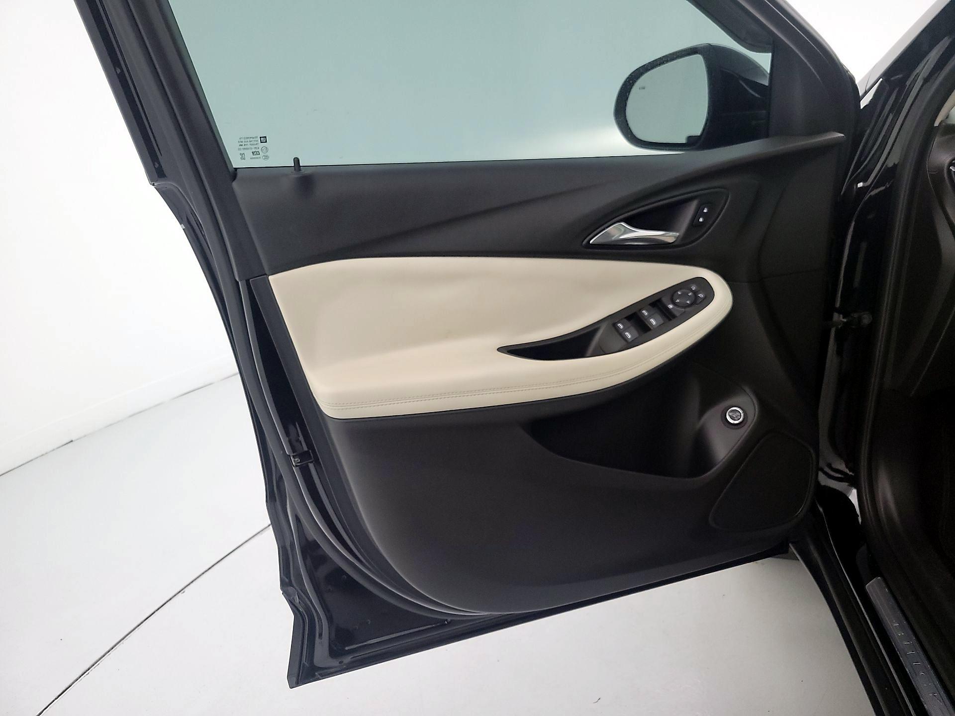 Thumbnail: 2020 Buick Encore GX - 12