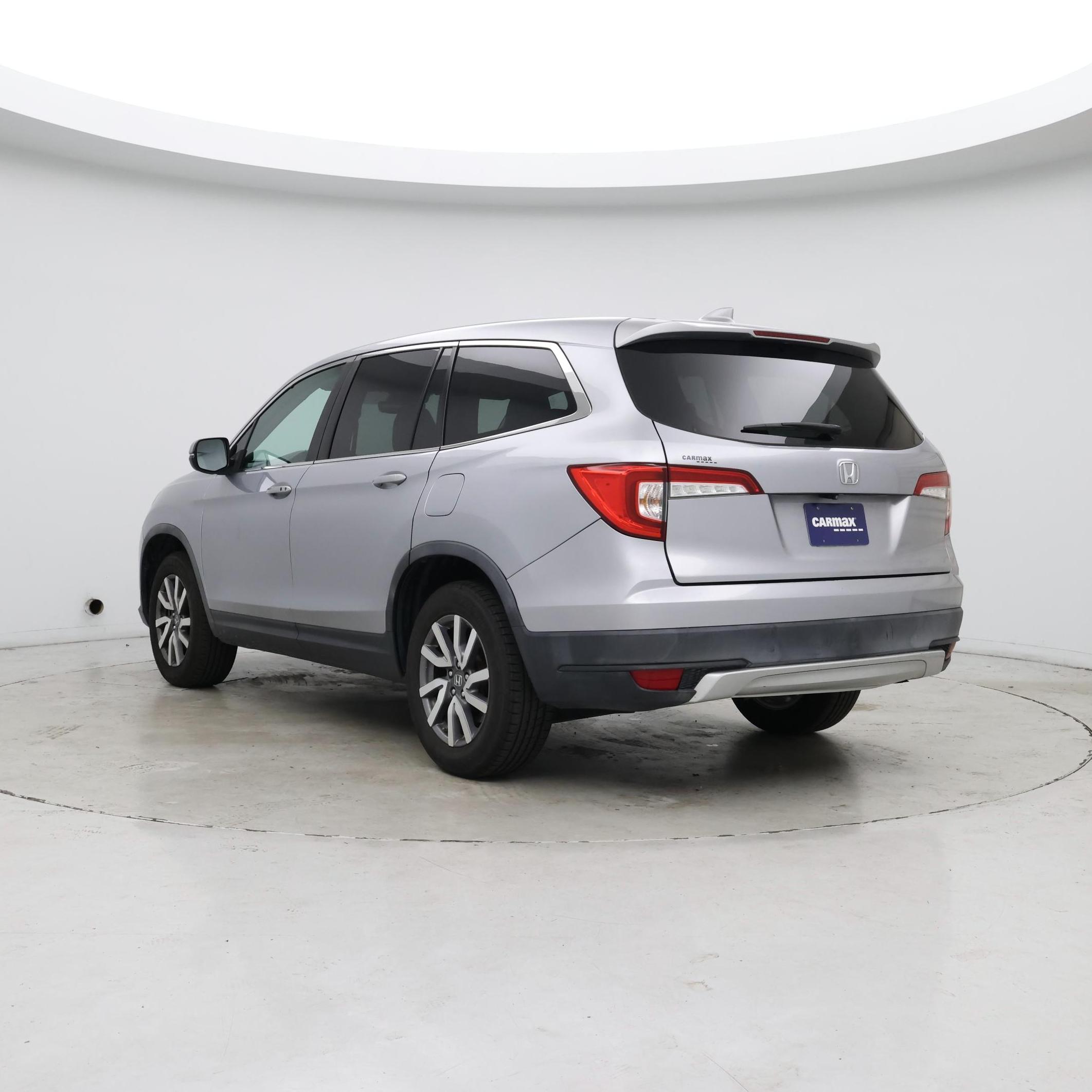 Thumbnail: 2019 Honda Pilot - 2