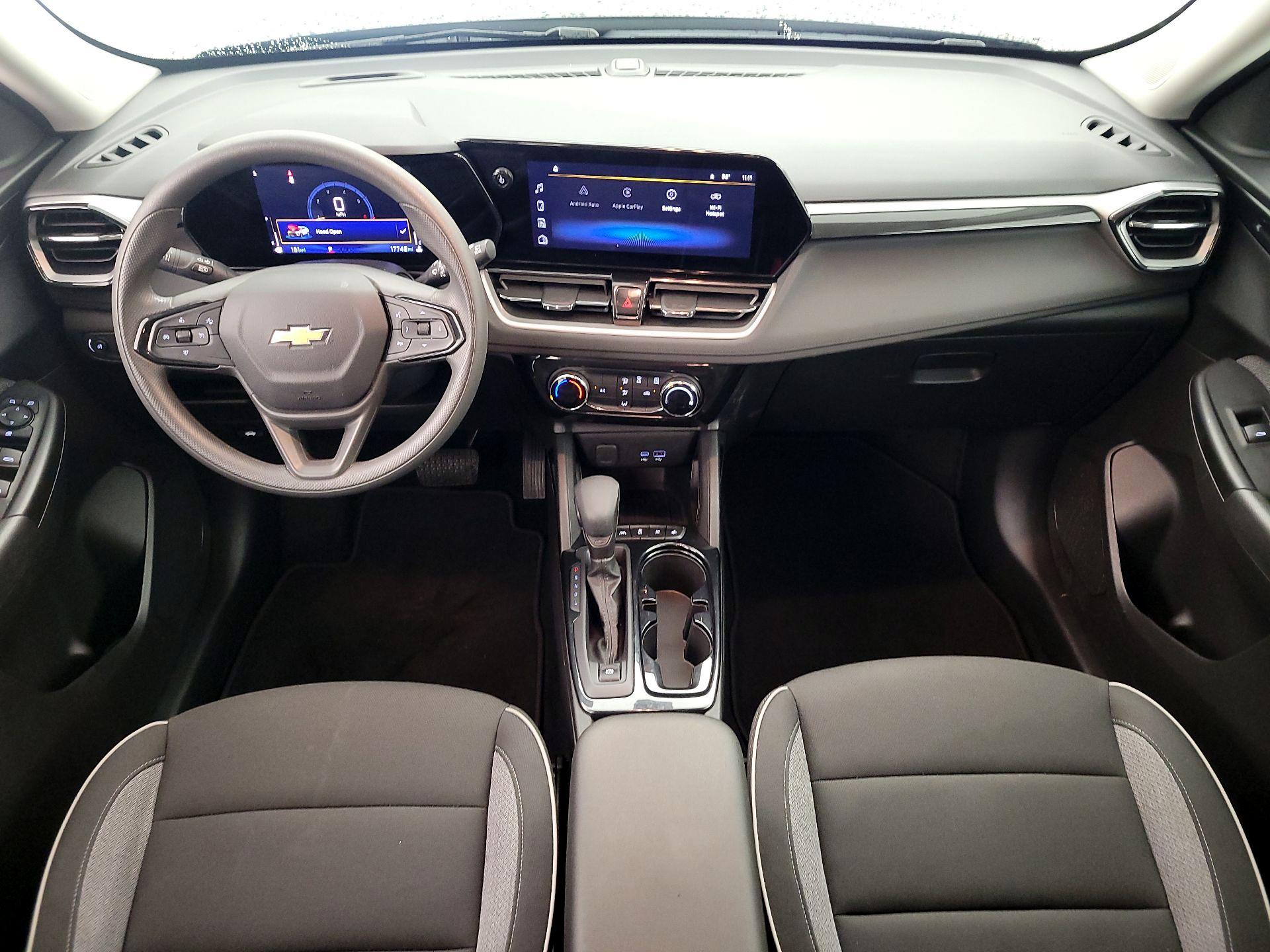 Thumbnail: 2025 Chevrolet TrailBlazer - 9