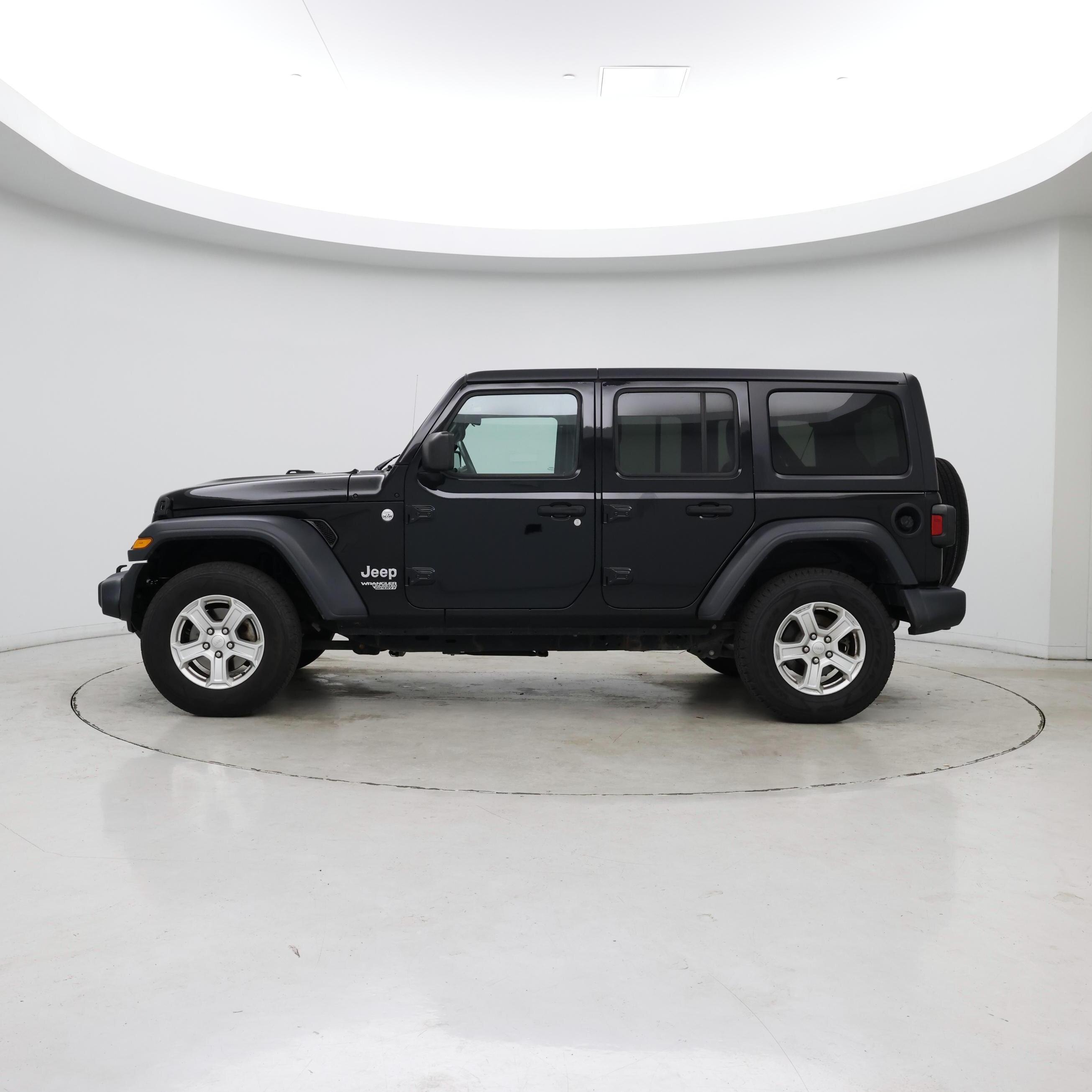 Thumbnail: 2018 Jeep Wrangler - 3