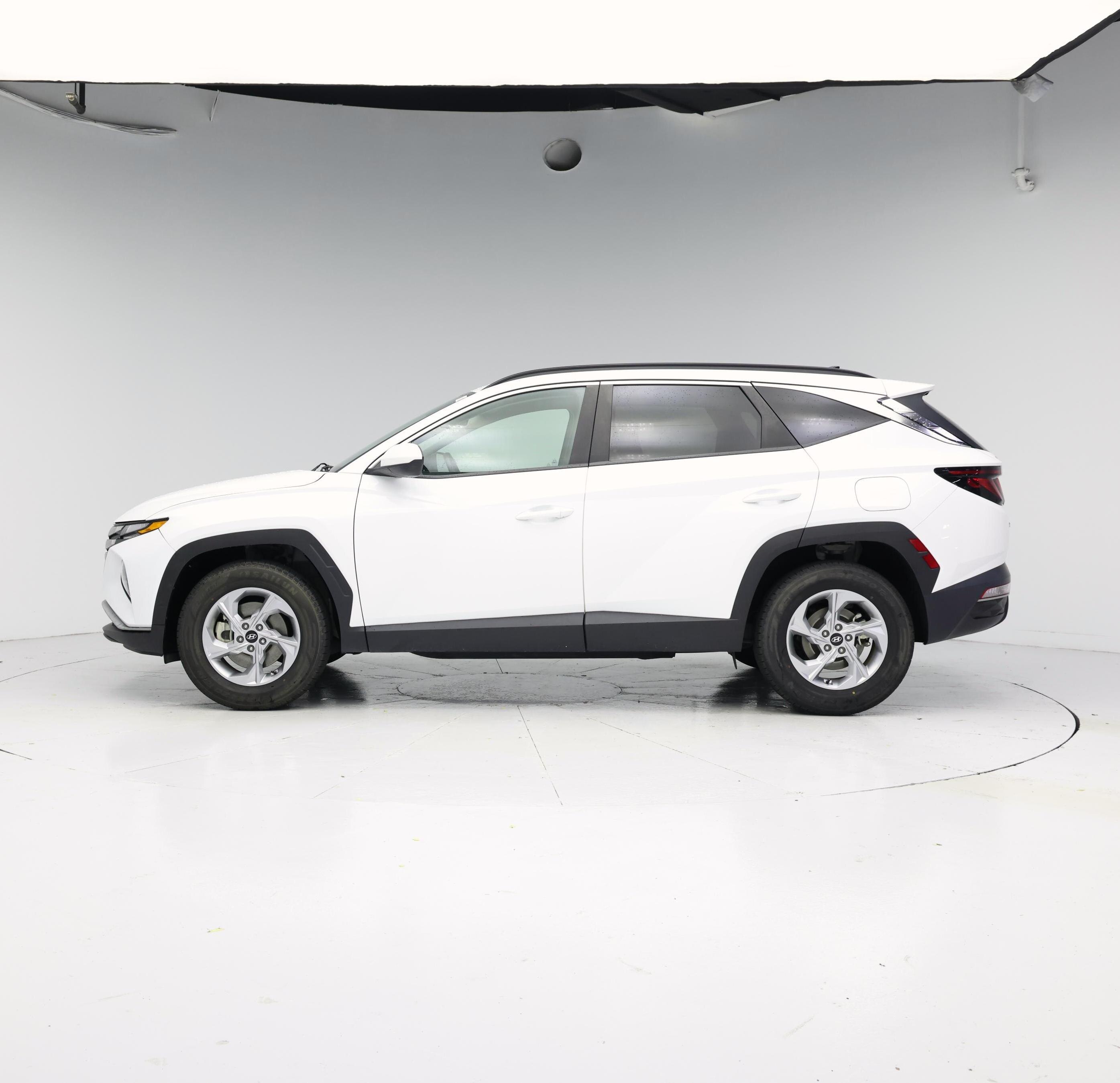 Thumbnail: 2024 Hyundai Tucson - 3