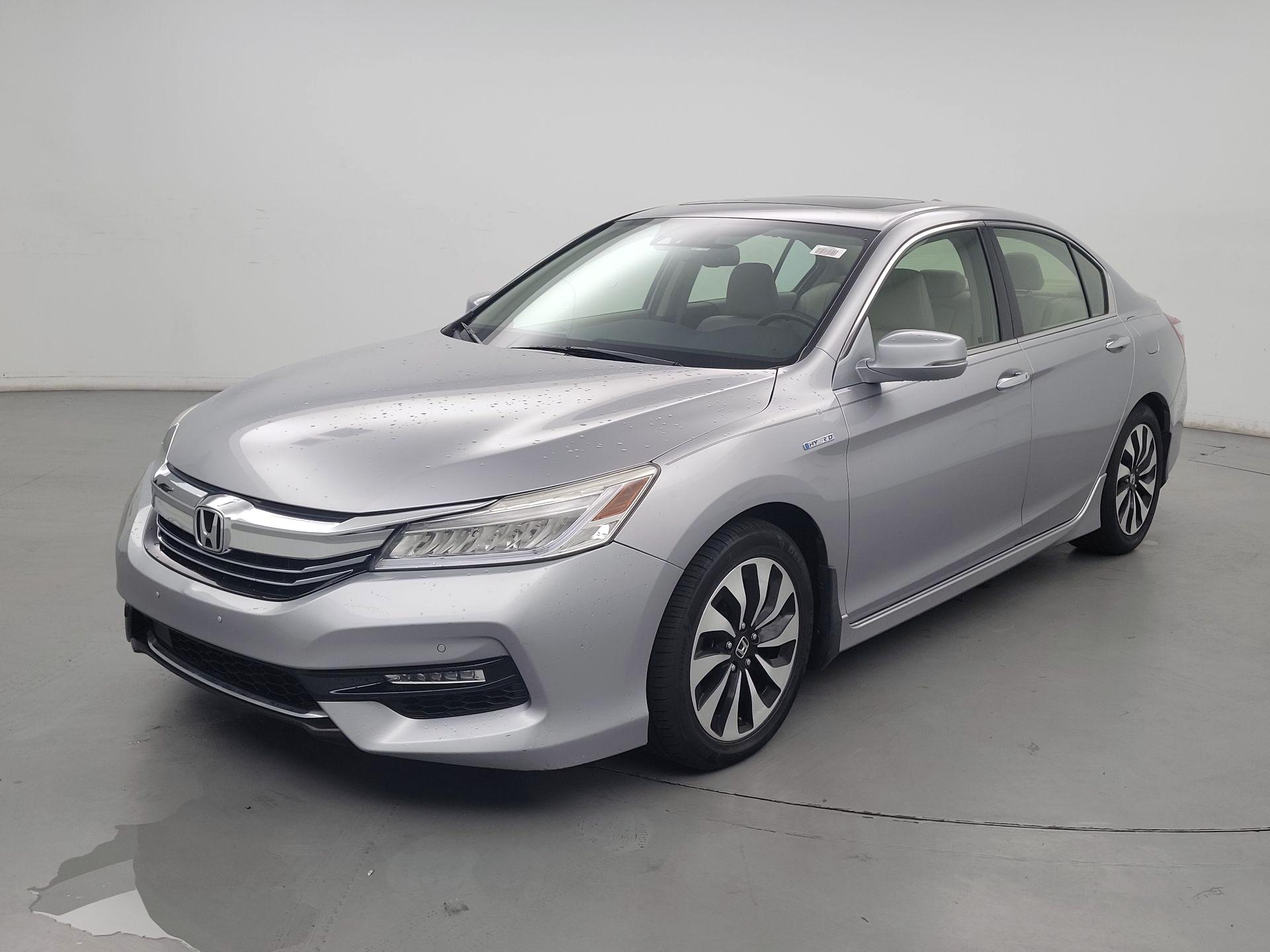 Thumbnail: 2017 Honda Accord - 3
