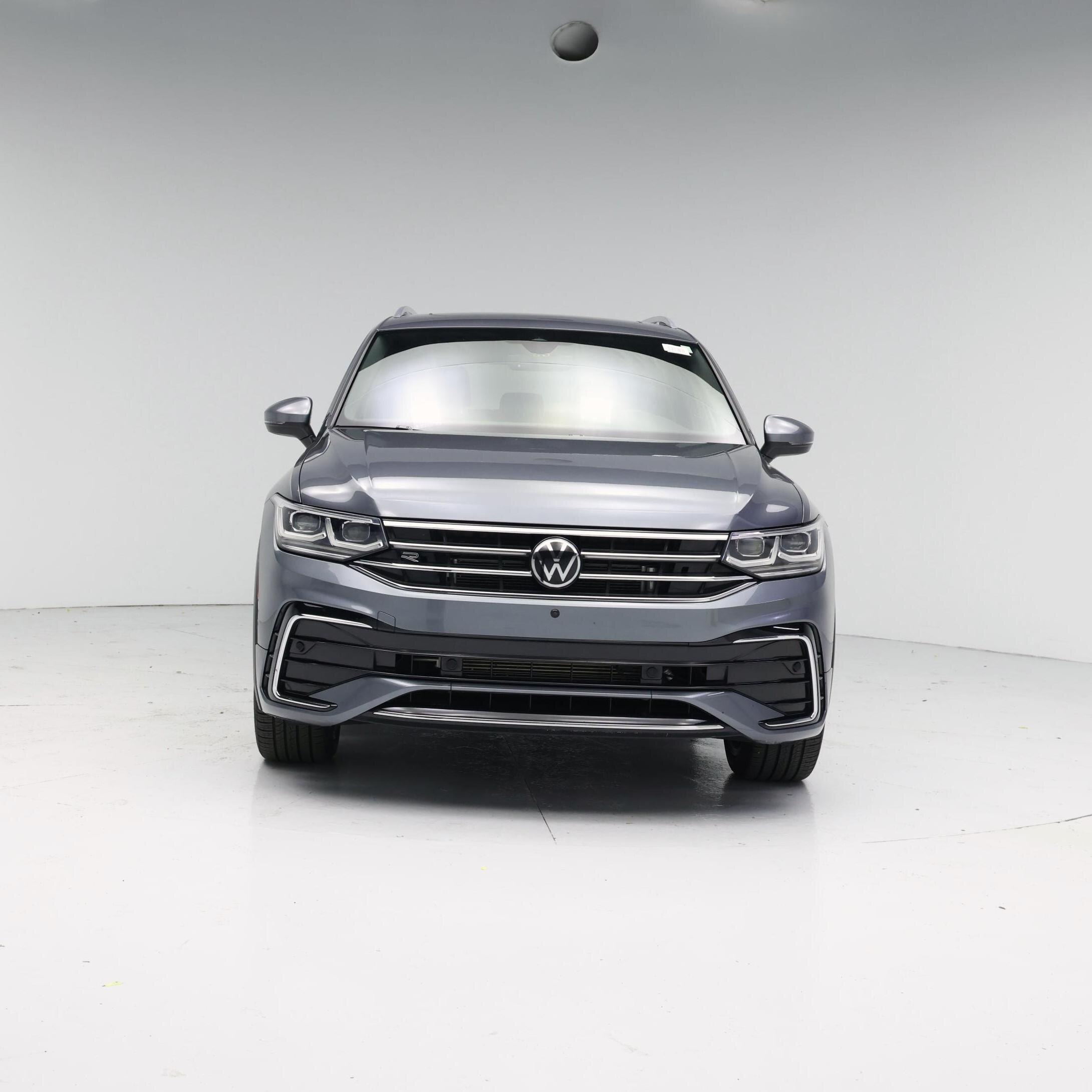 Thumbnail: 2022 Volkswagen Tiguan - 5