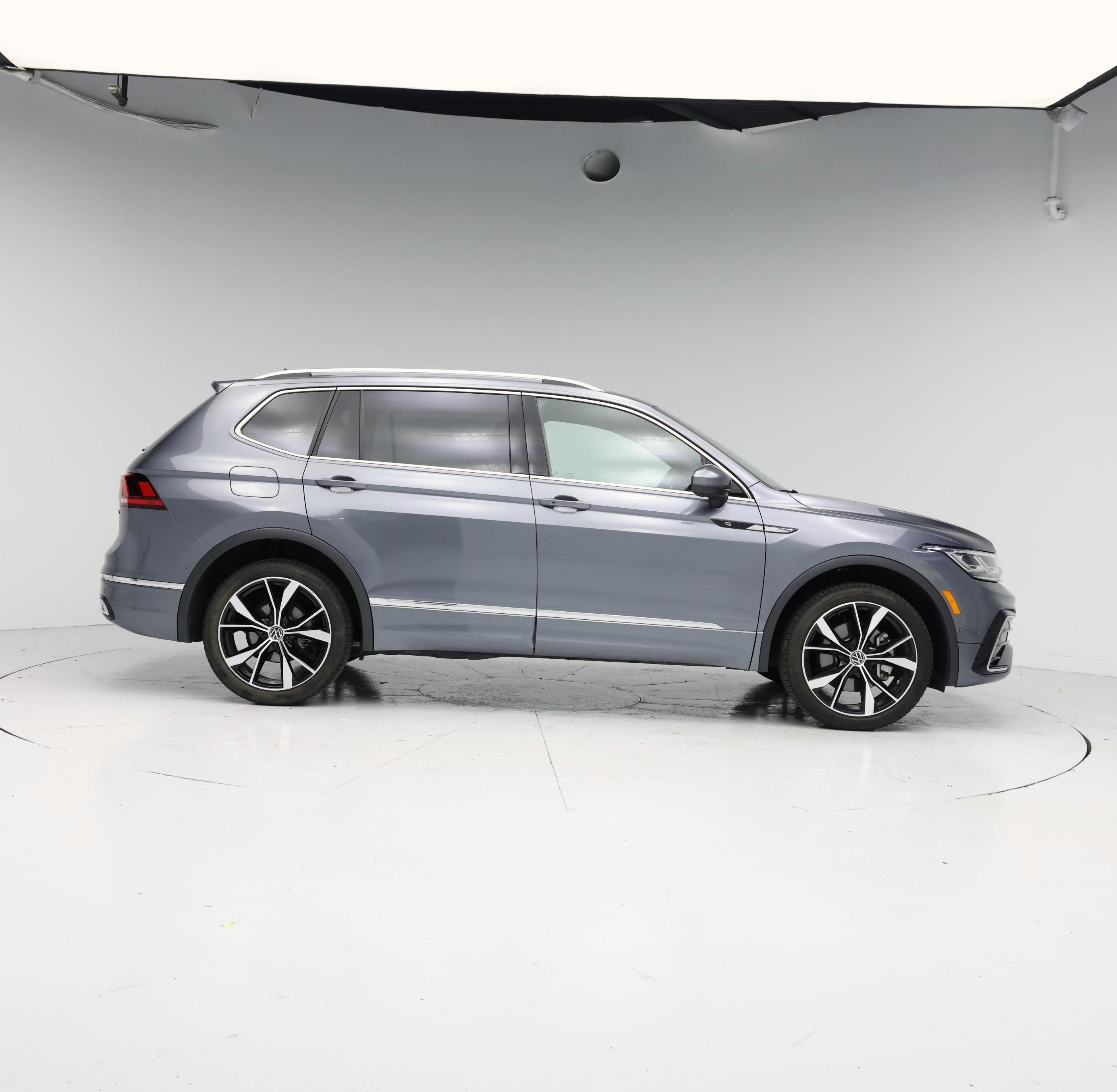 Thumbnail: 2022 Volkswagen Tiguan - 7
