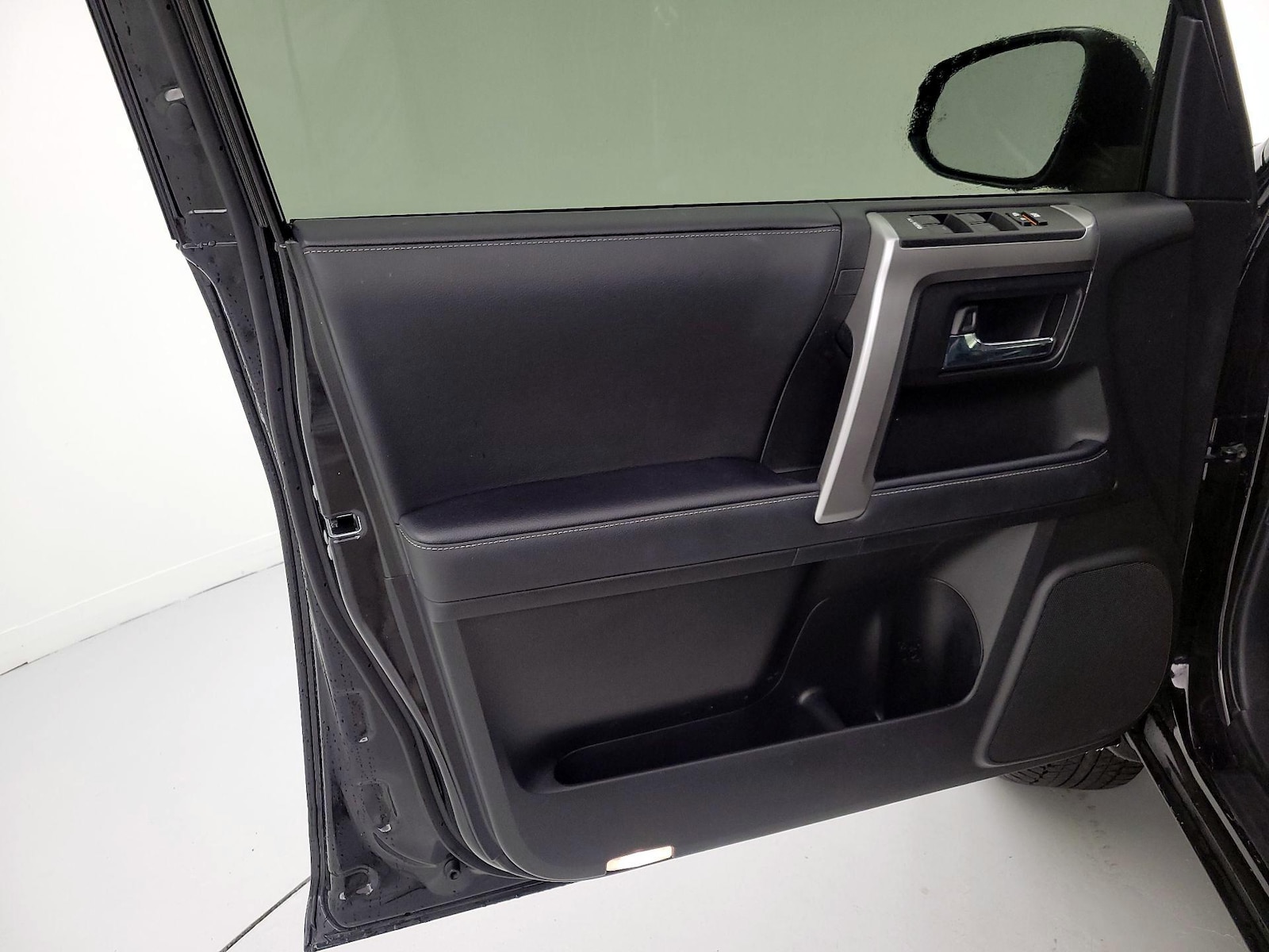 2023 Toyota 4Runner SR5 - Photo 13
