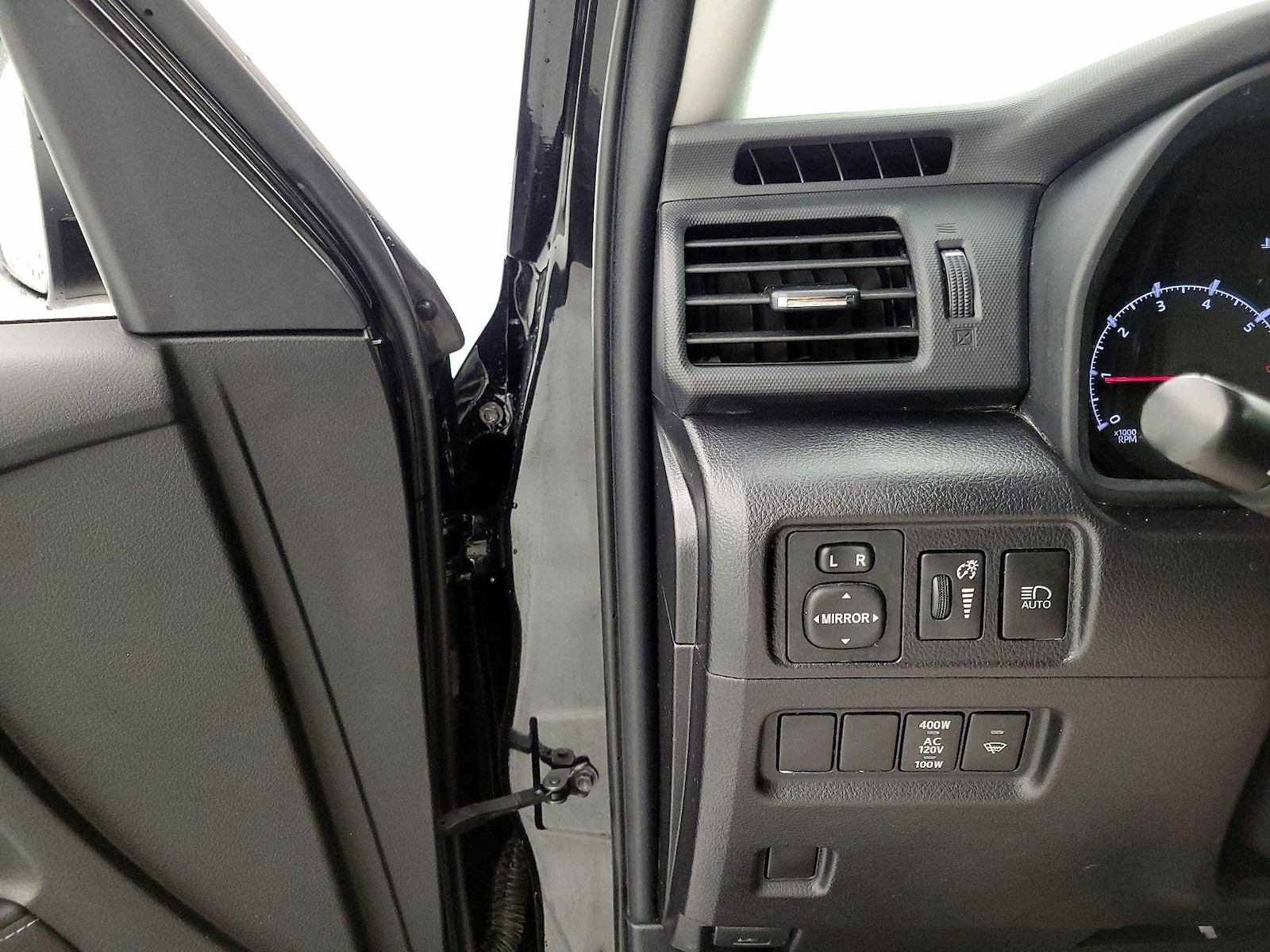 2023 Toyota 4Runner SR5 - Photo 14