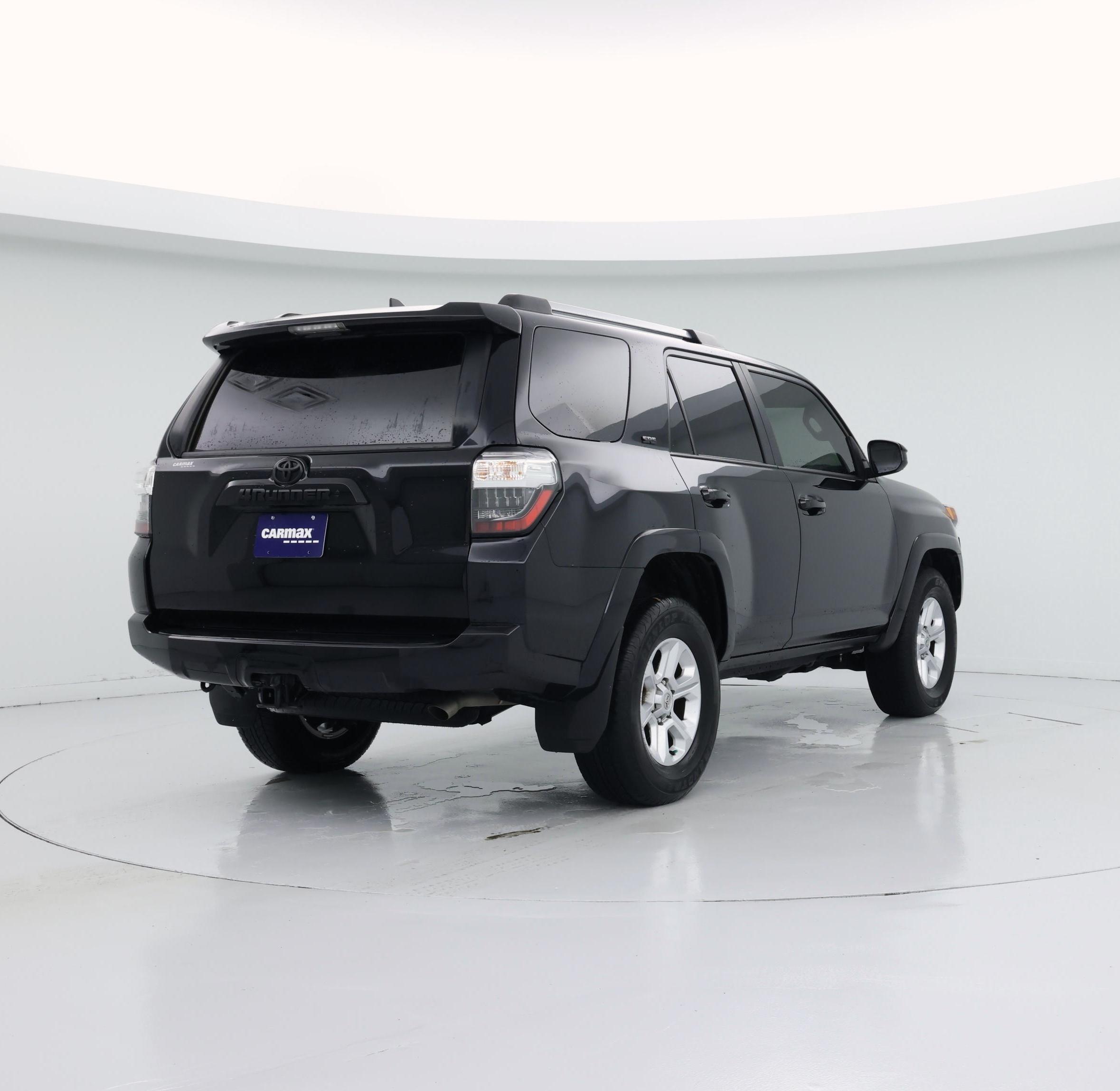 Thumbnail: 2023 Toyota 4Runner - 8