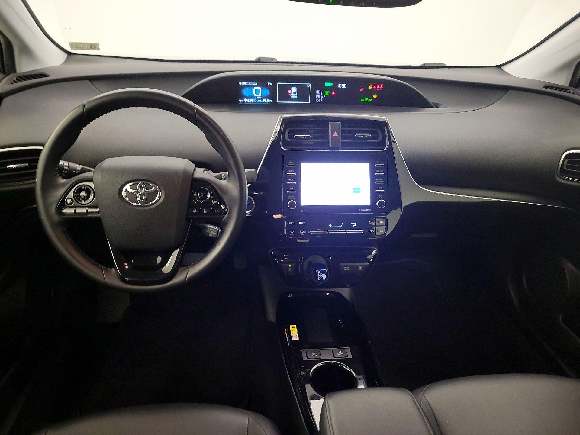 Thumbnail: 2022 Toyota Prius - 9