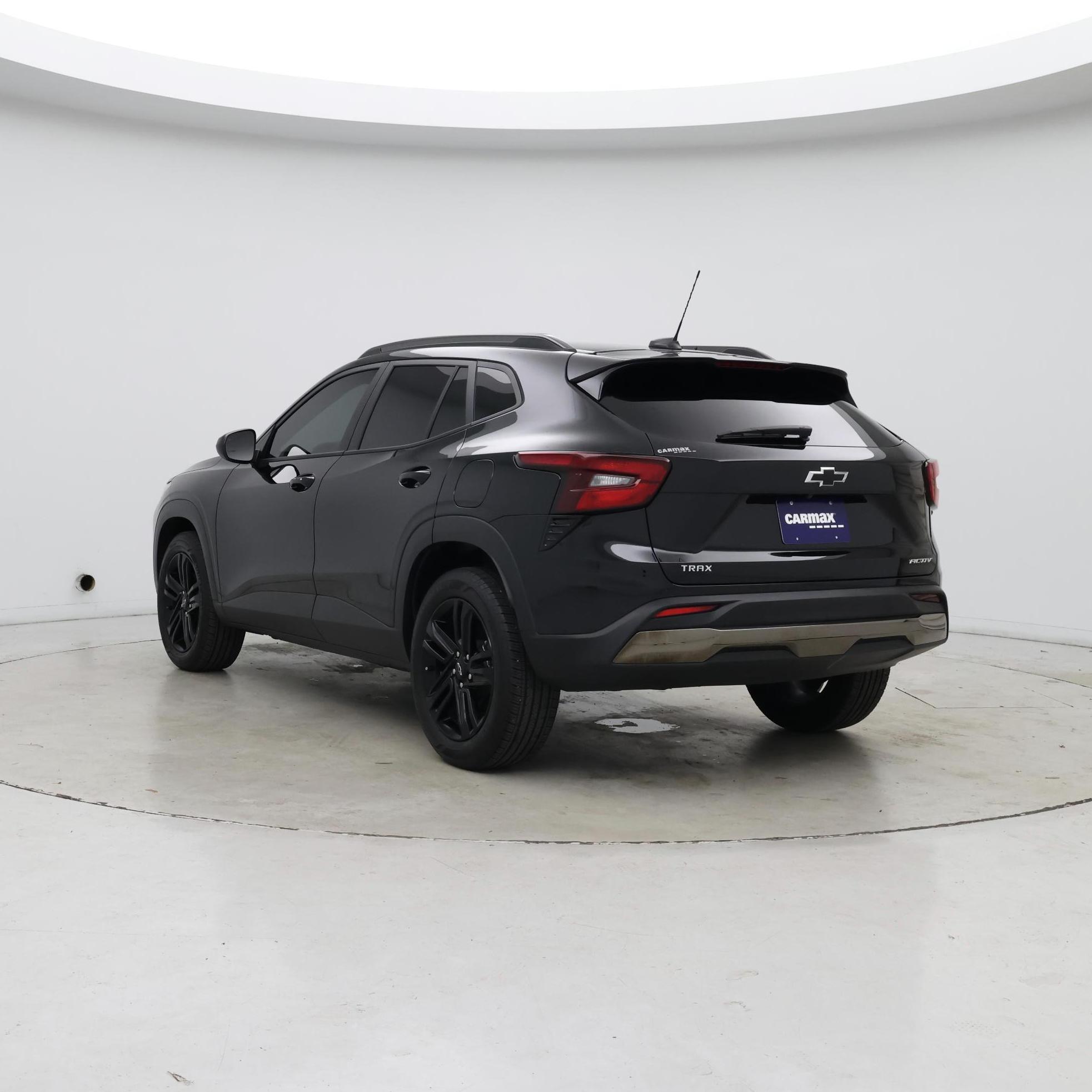 Thumbnail: 2025 Chevrolet Trax - 2
