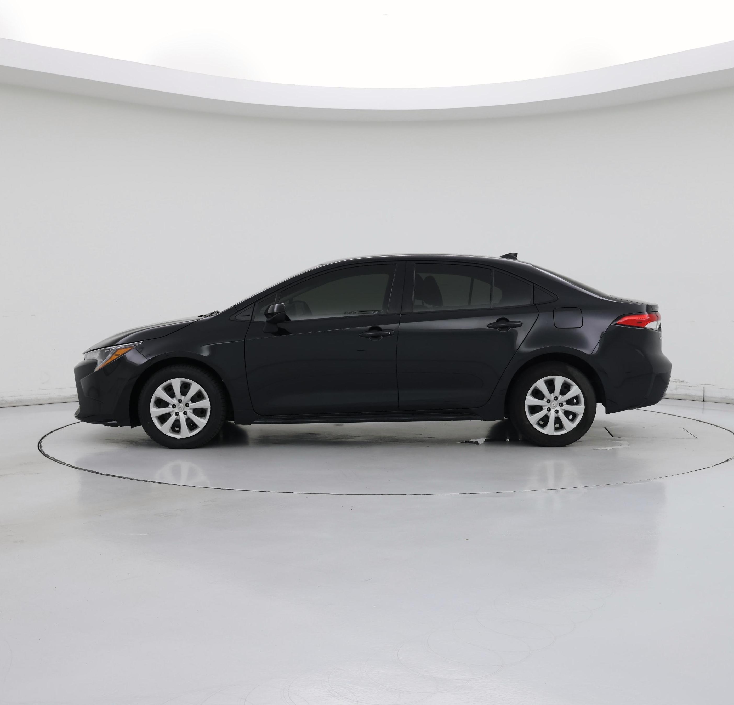 Thumbnail: 2022 Toyota Corolla - 3