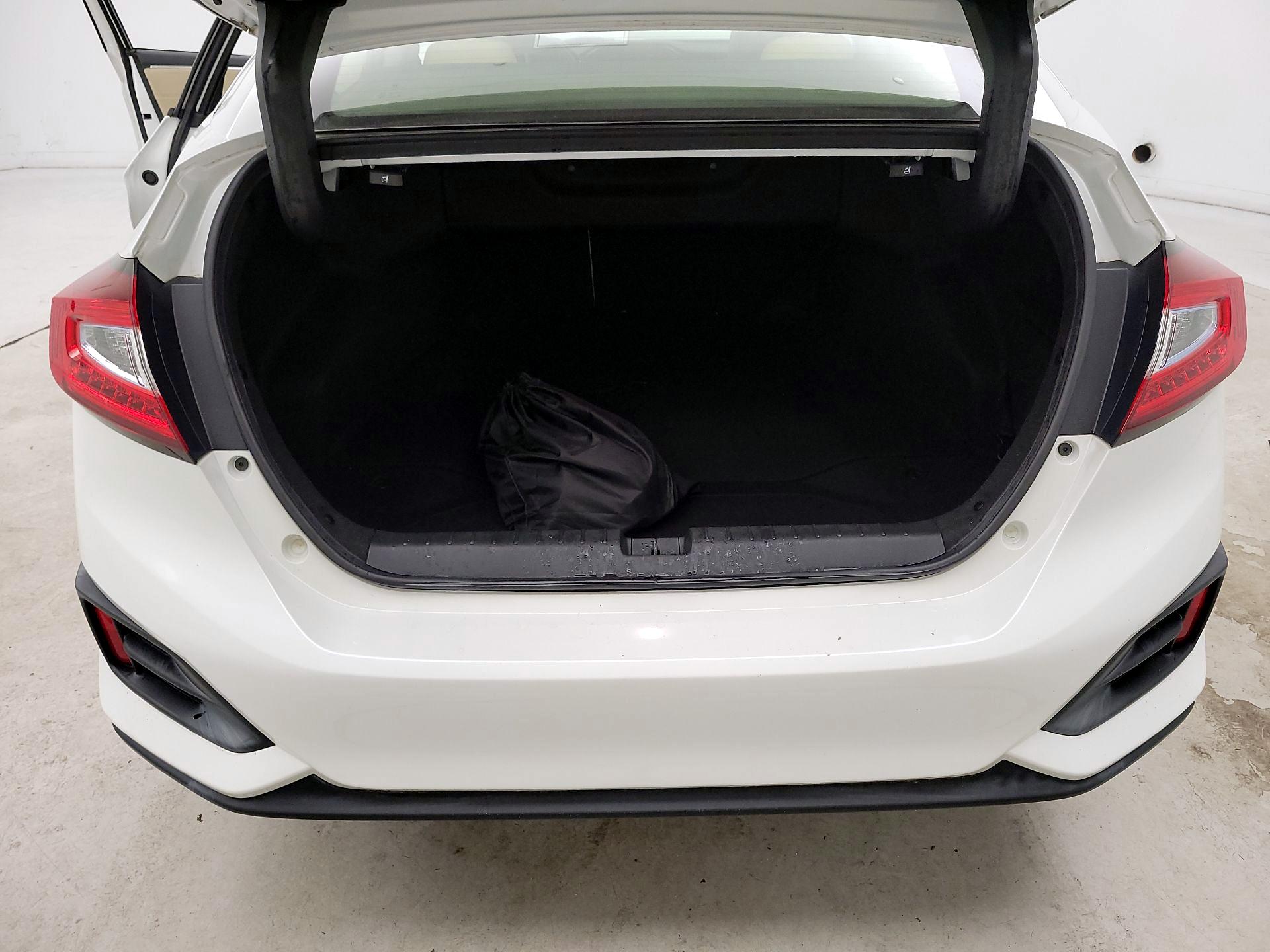 Thumbnail: 2018 Honda Clarity - 18