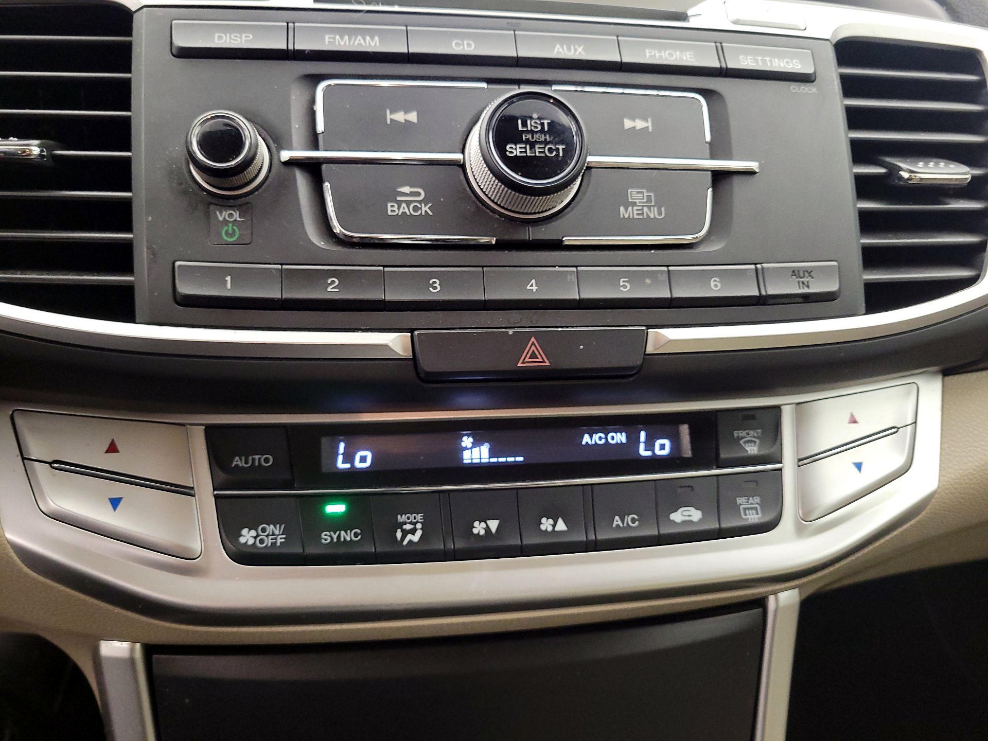 Thumbnail: 2014 Honda Accord - 16