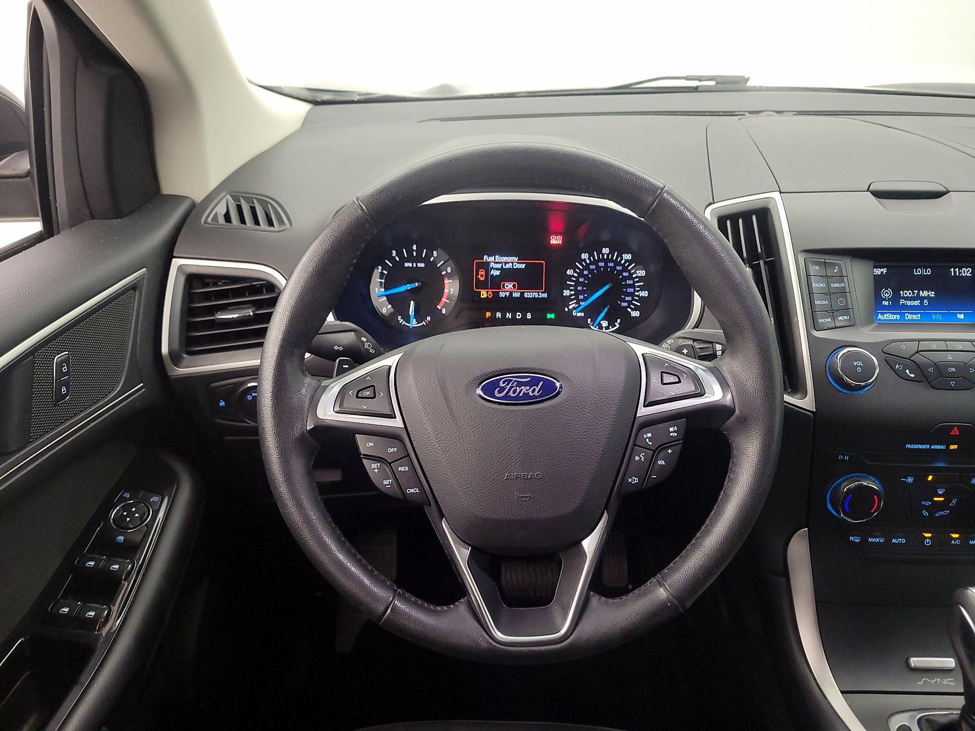 Thumbnail: 2017 Ford Edge - 10