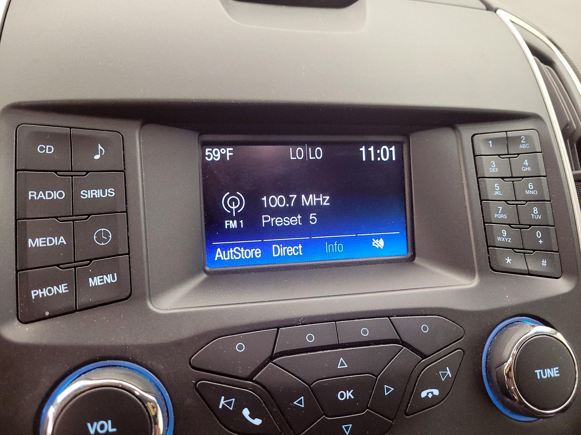 Thumbnail: 2017 Ford Edge - 15
