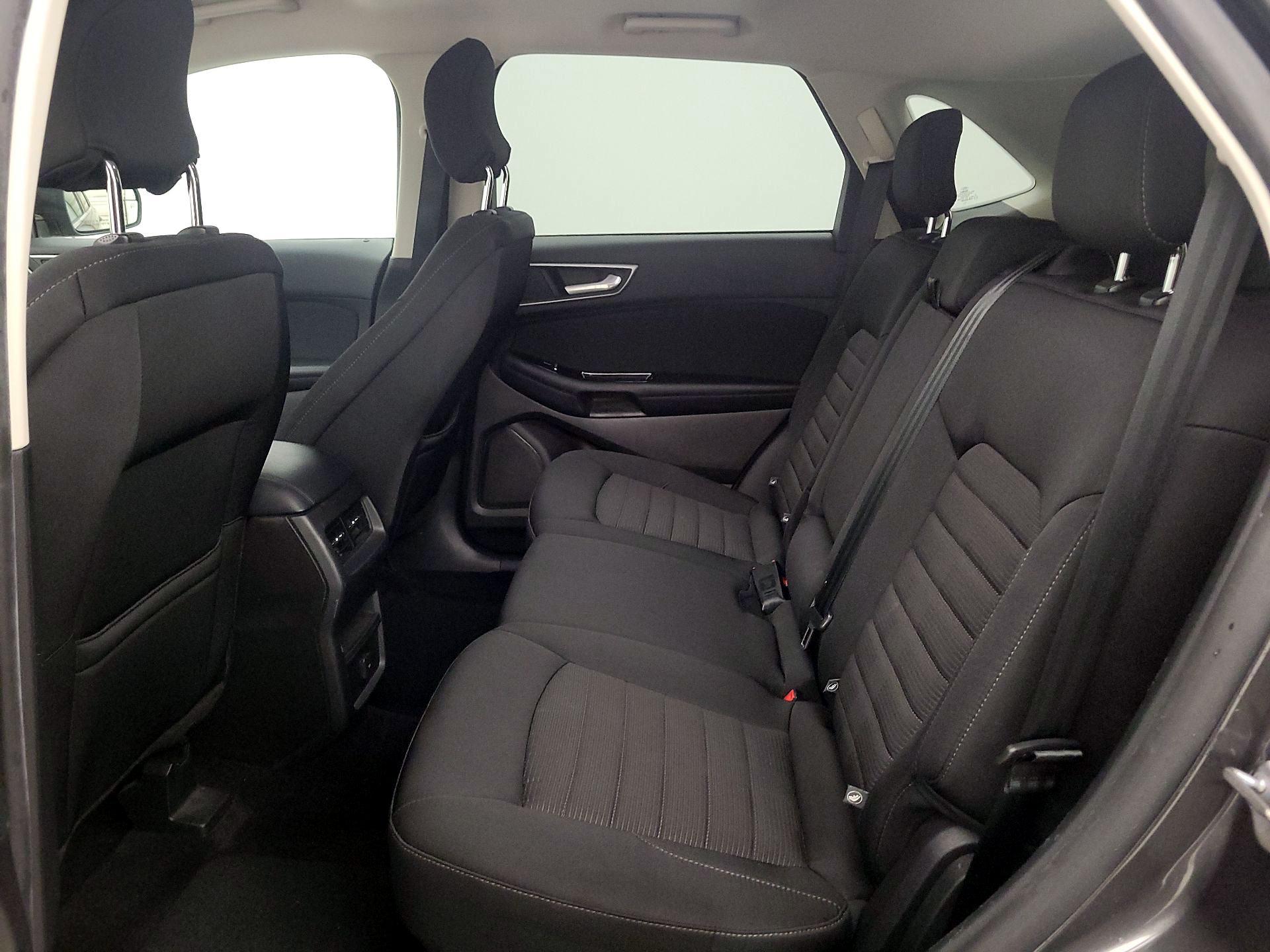 Thumbnail: 2017 Ford Edge - 19
