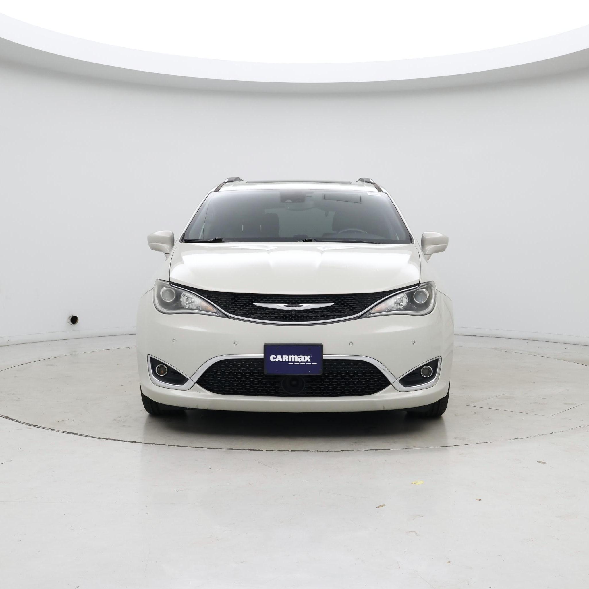 Thumbnail: 2020 Chrysler Pacifica - 5