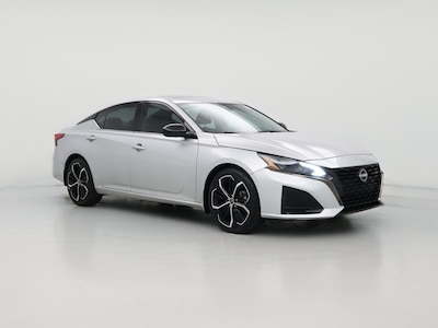 2023 Nissan Altima SR